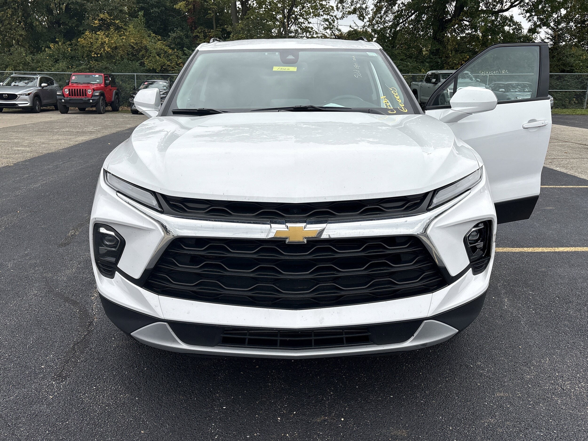 2023 Chevrolet Blazer 2LT photo 2