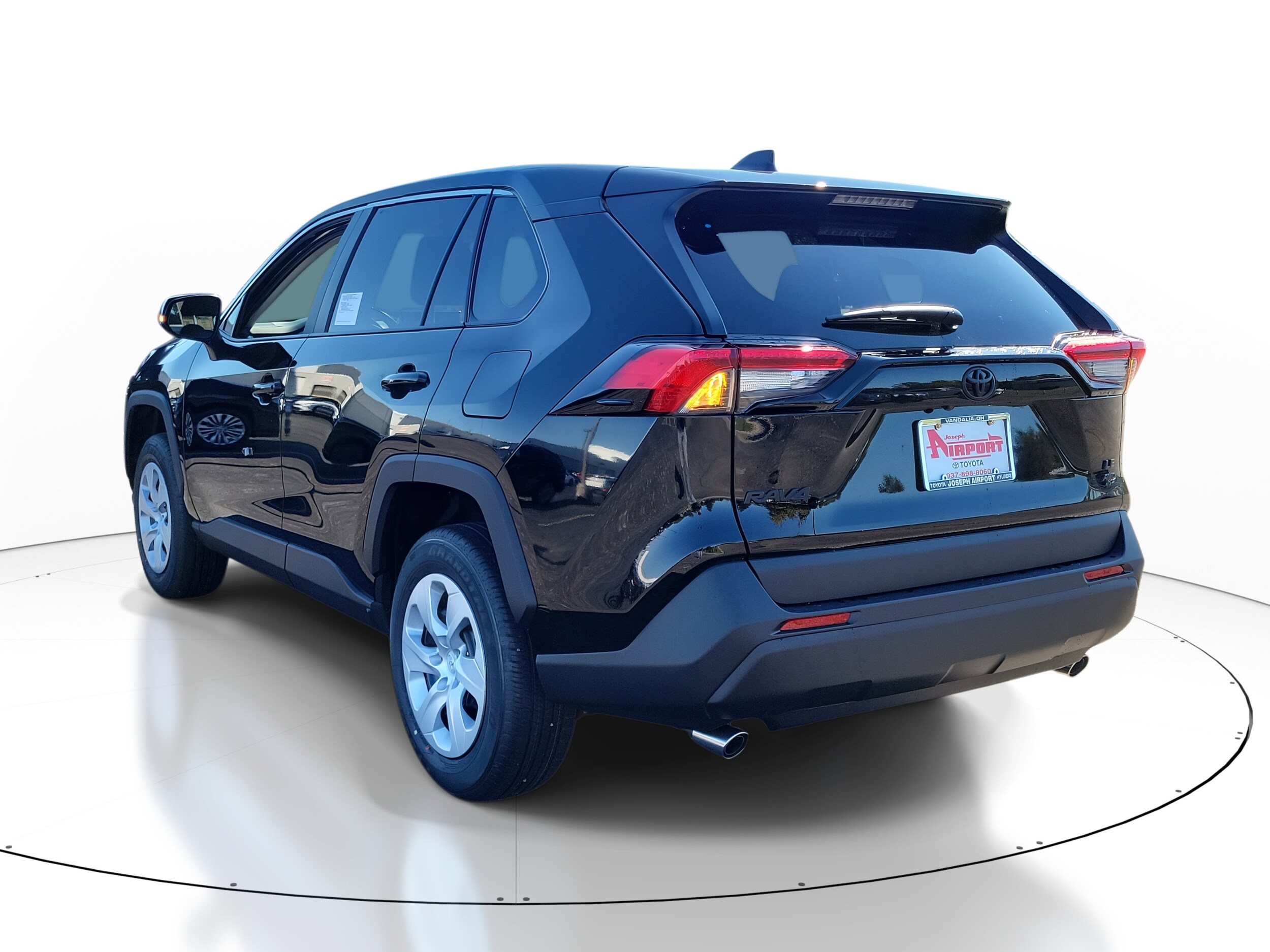 2025 Toyota RAV4 LE photo 2