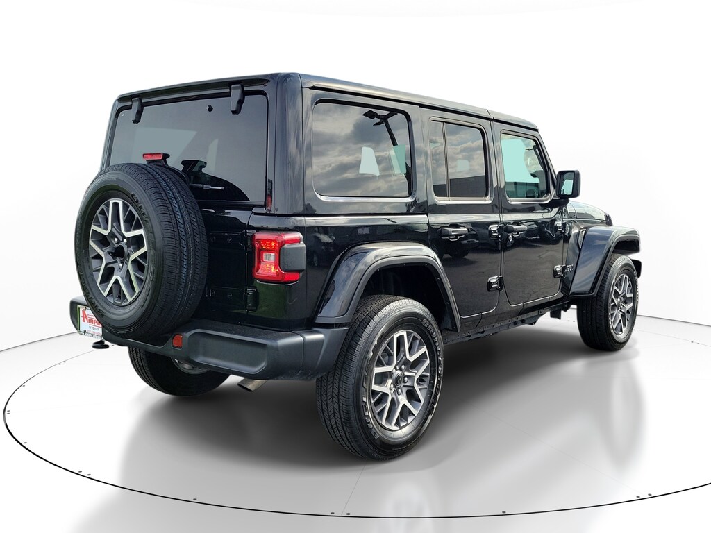 Certified 2025 Jeep Wrangler Sahara SUV