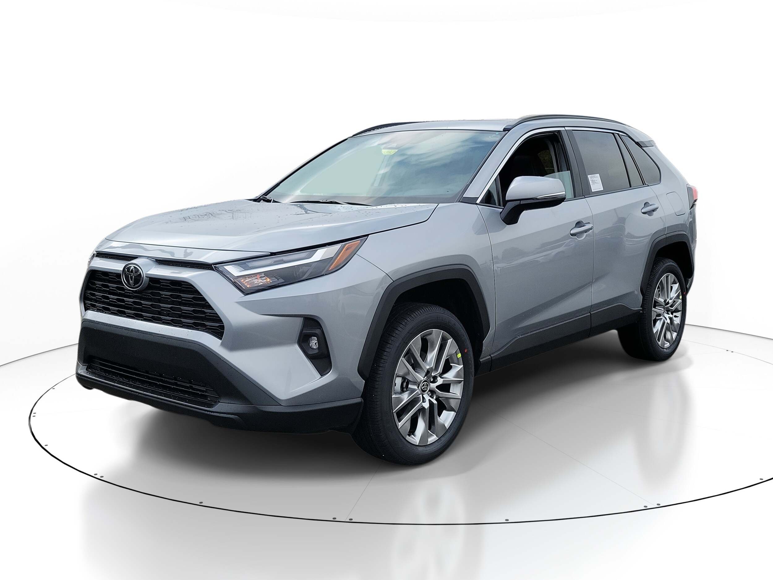 2025 Toyota RAV4 XLE Premium photo 2
