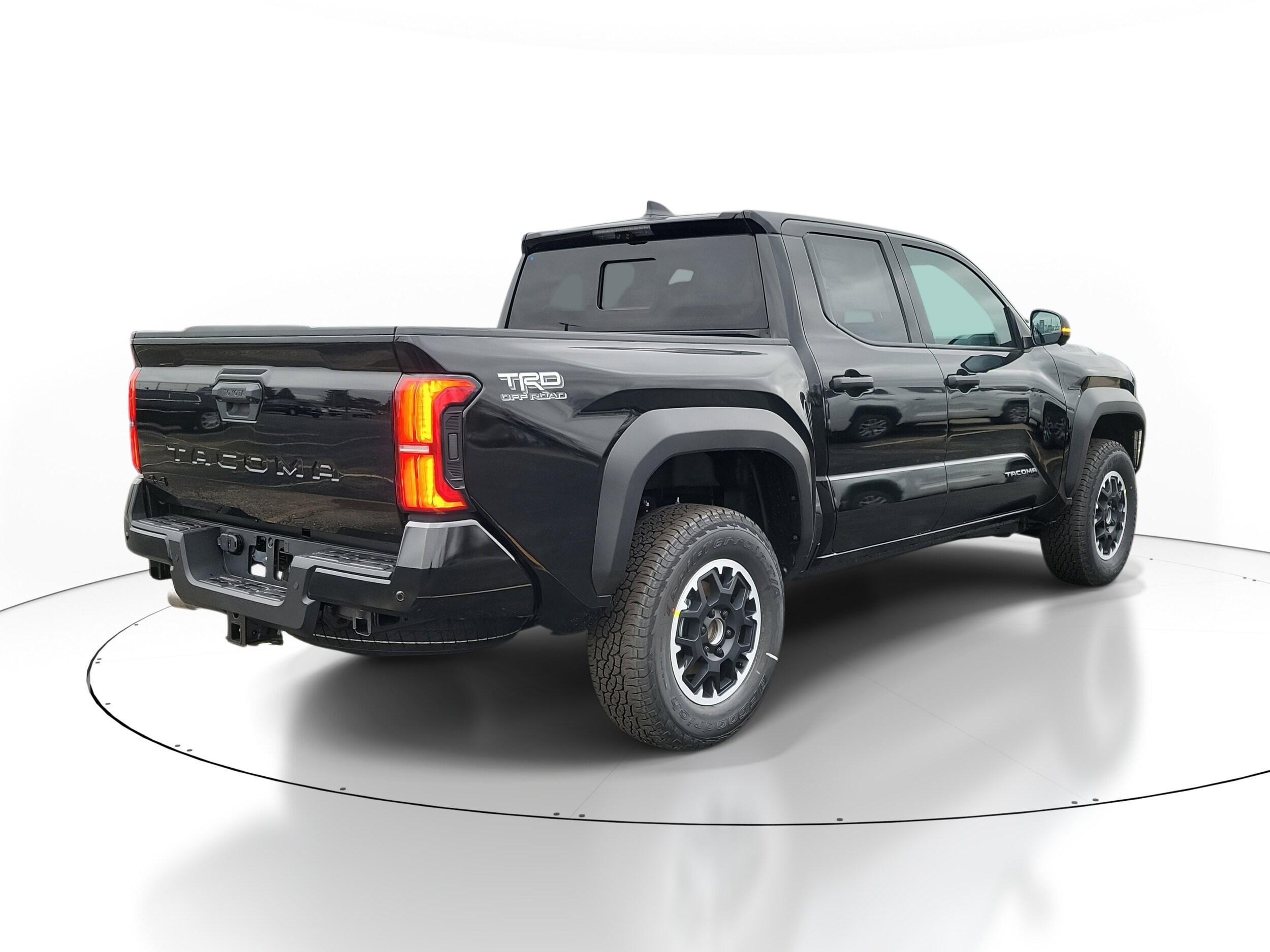 2025 Toyota Tacoma TRD Double Cab photo 4