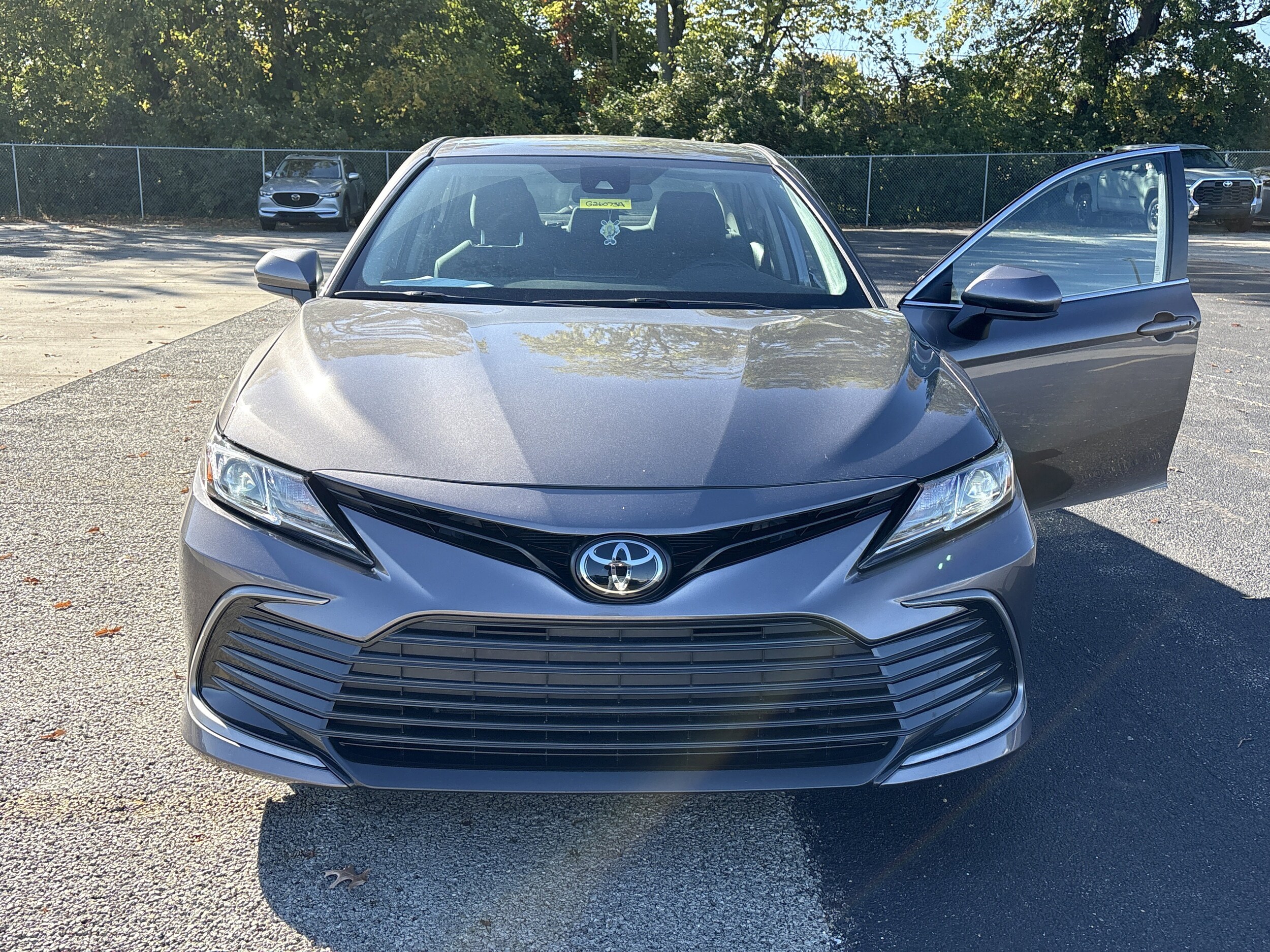 2023 Toyota Camry LE photo 2