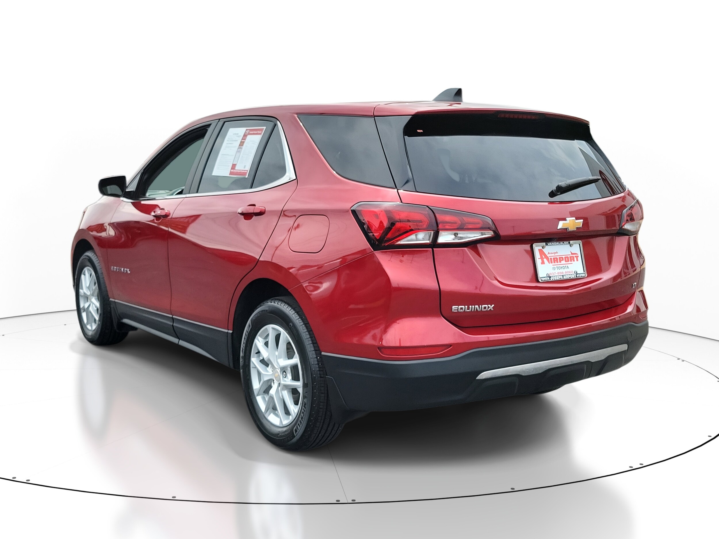 2023 Chevrolet Equinox LT photo 3