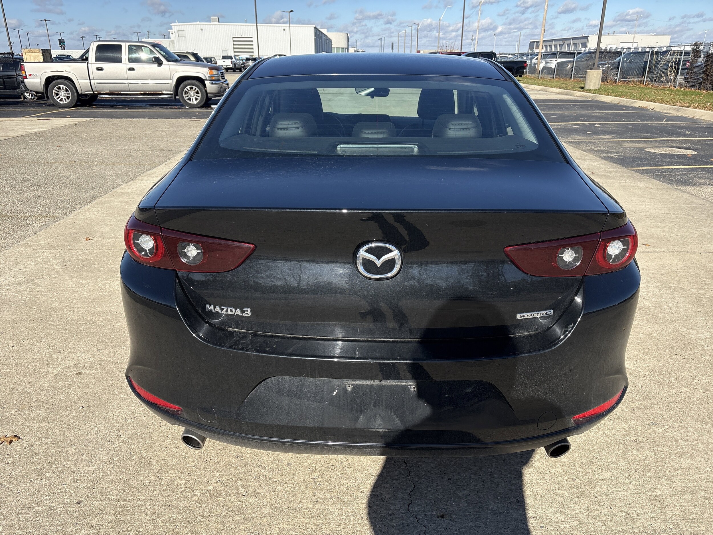 2025 Mazda Mazda3 Sedan 2.5 s Preferred photo 4