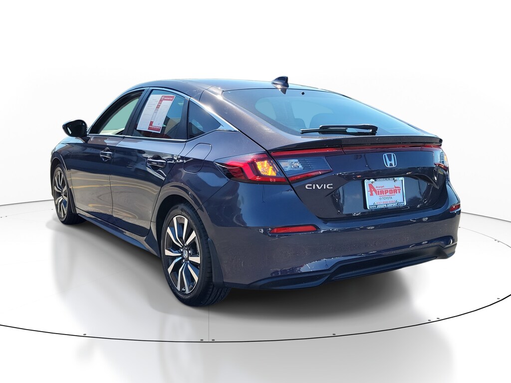 Used 2022 Honda Civic EX-L Hatchback