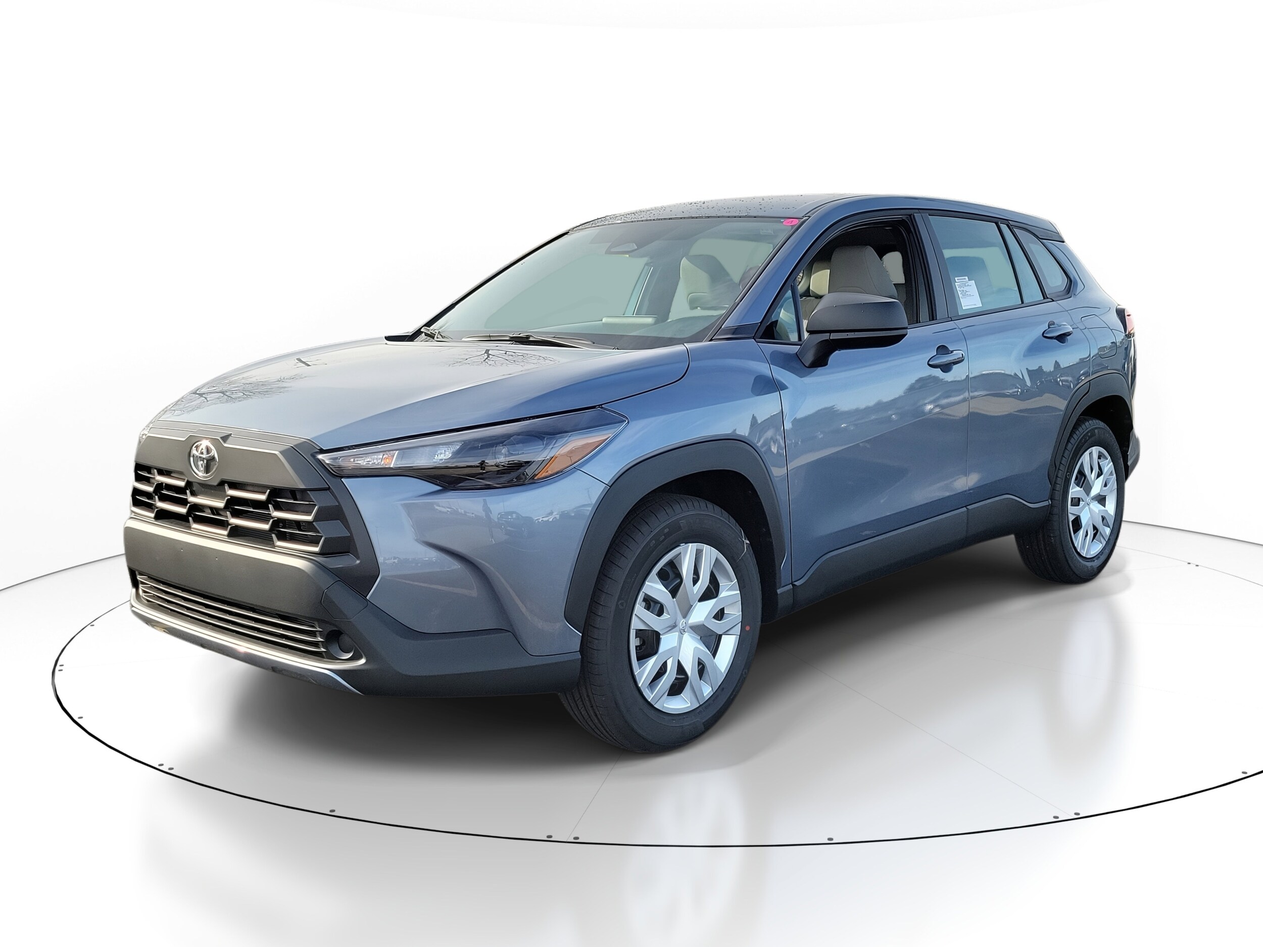 2026 Toyota Corolla Cross L photo 2