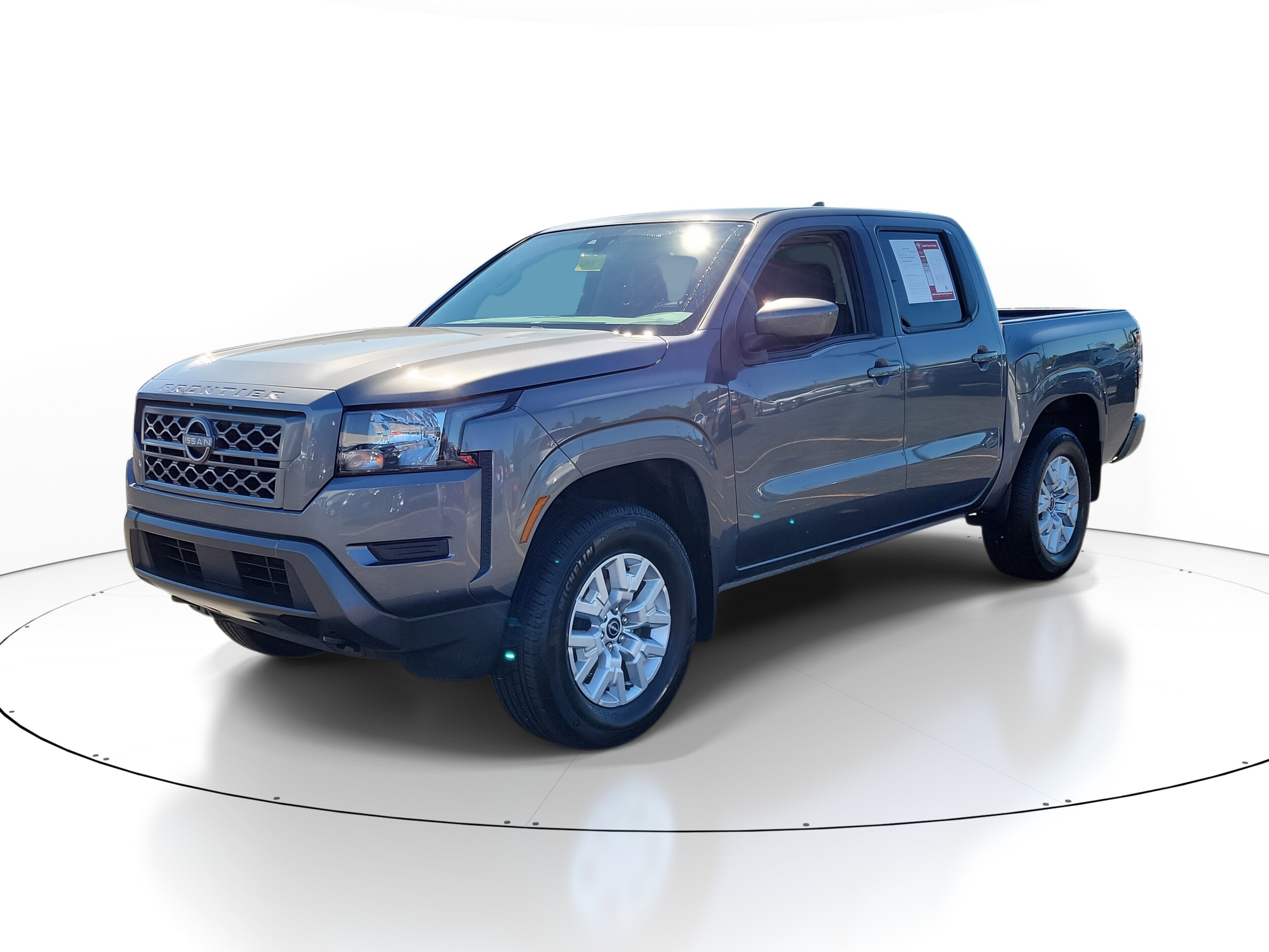 2023 Nissan Frontier SV photo 2