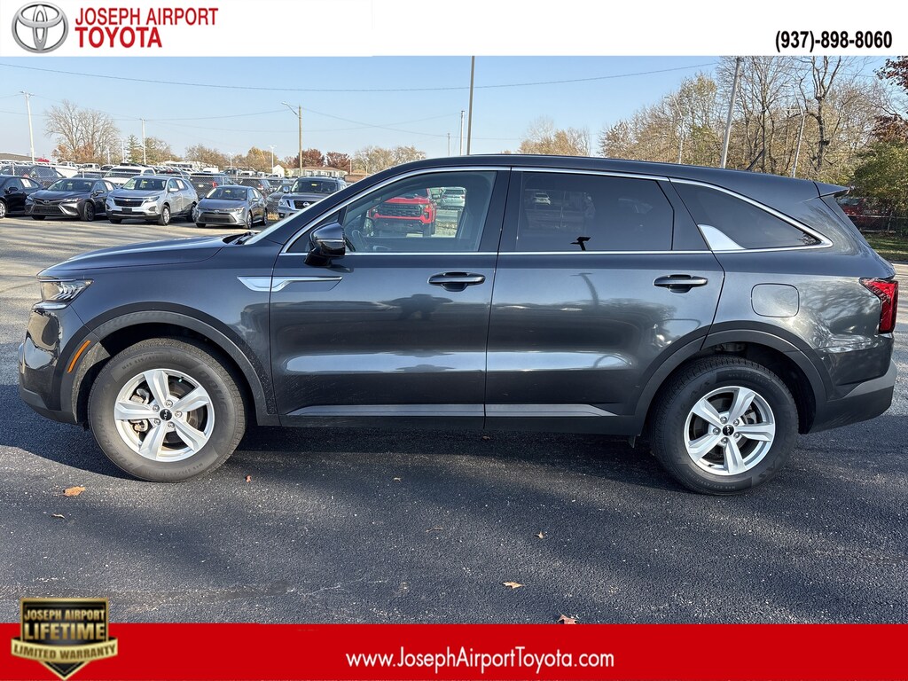 Certified 2023 Kia Sorento LX SUV