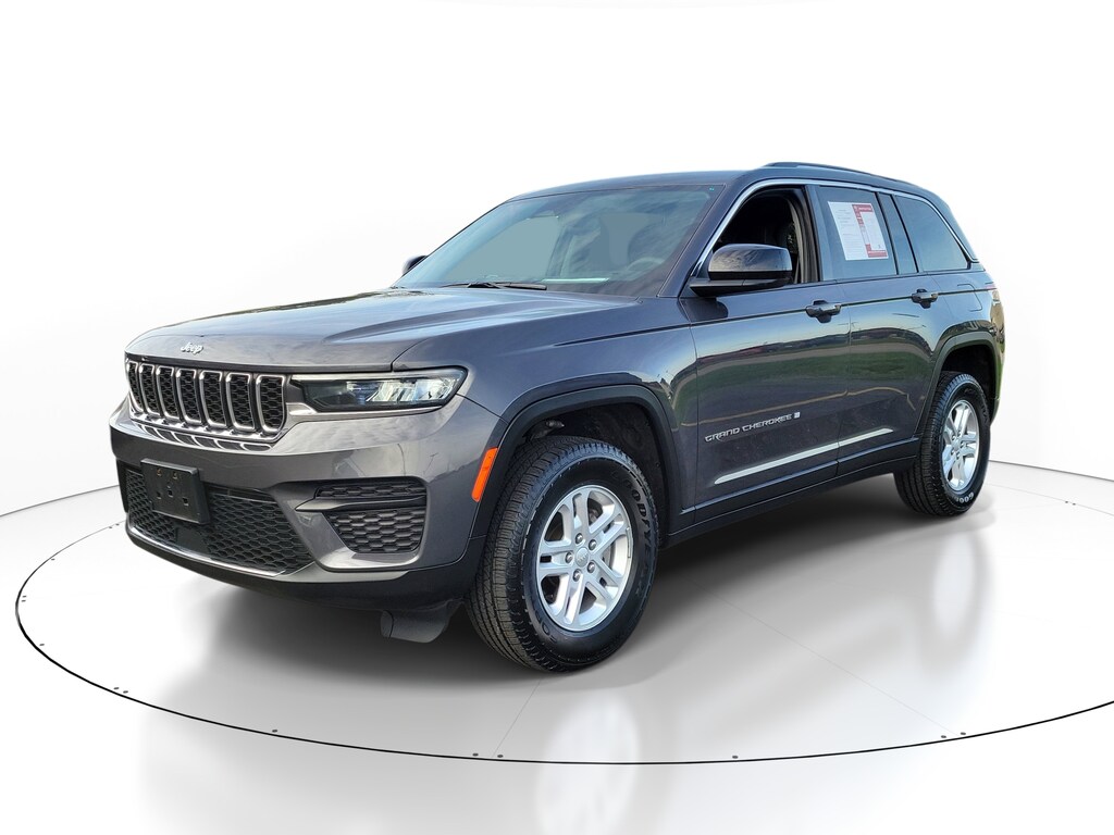 Certified 2024 Jeep Grand Cherokee Laredo SUV