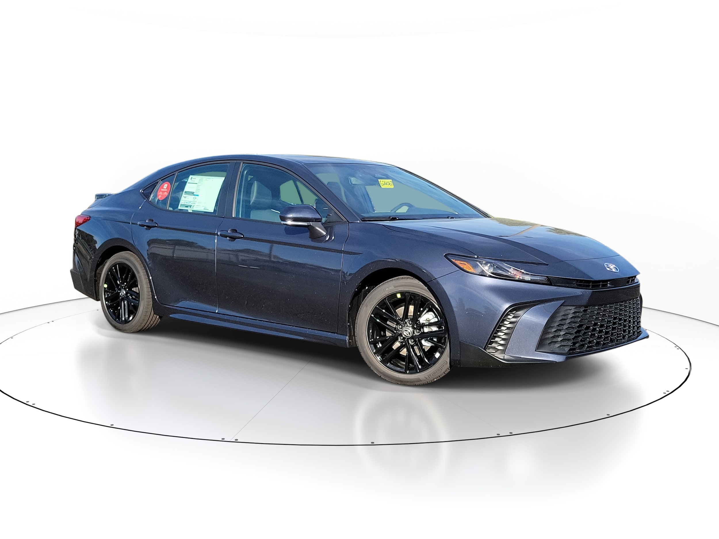 2026 Toyota Camry SE's photo