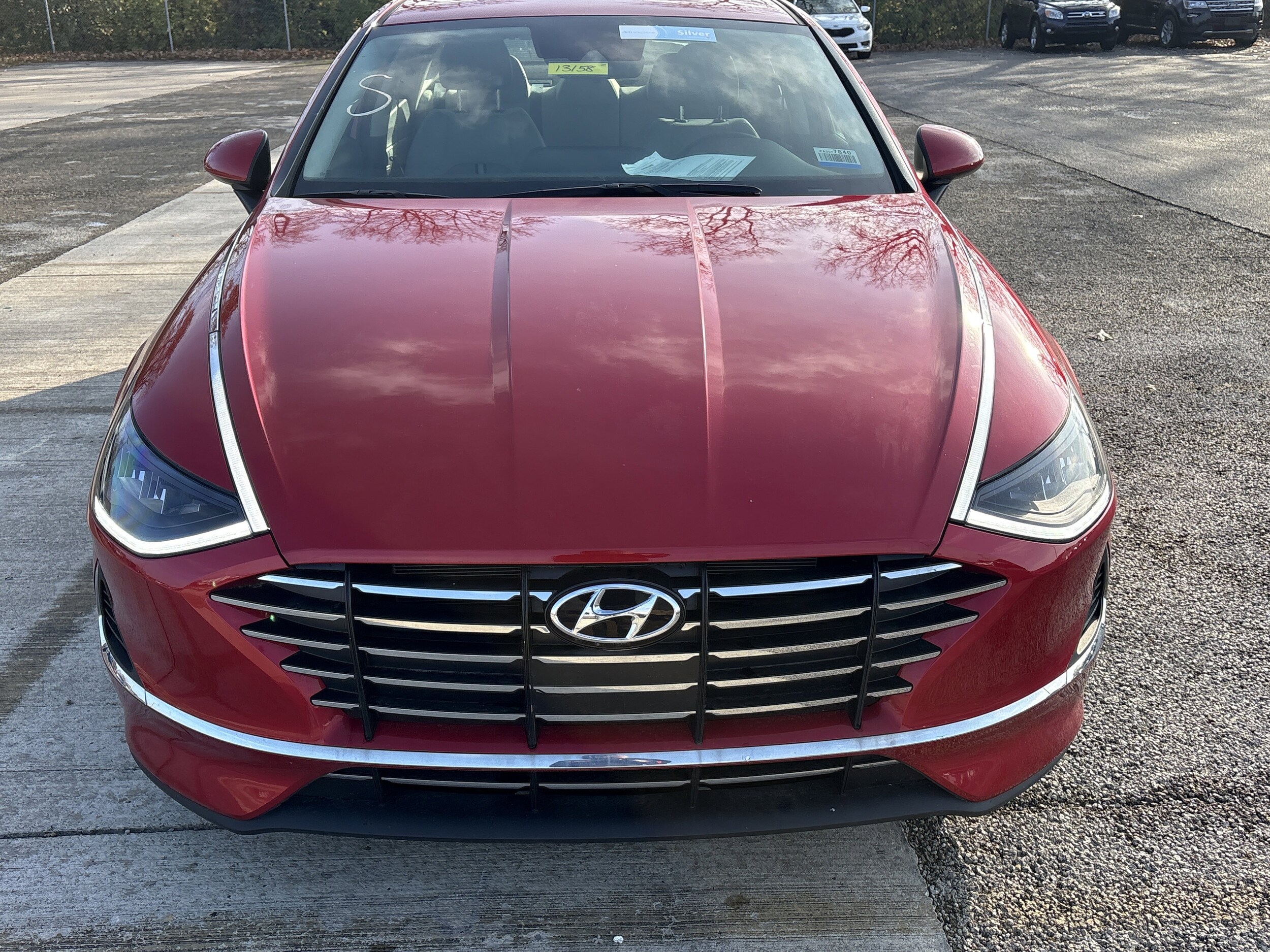 2022 Hyundai Sonata SE photo 2