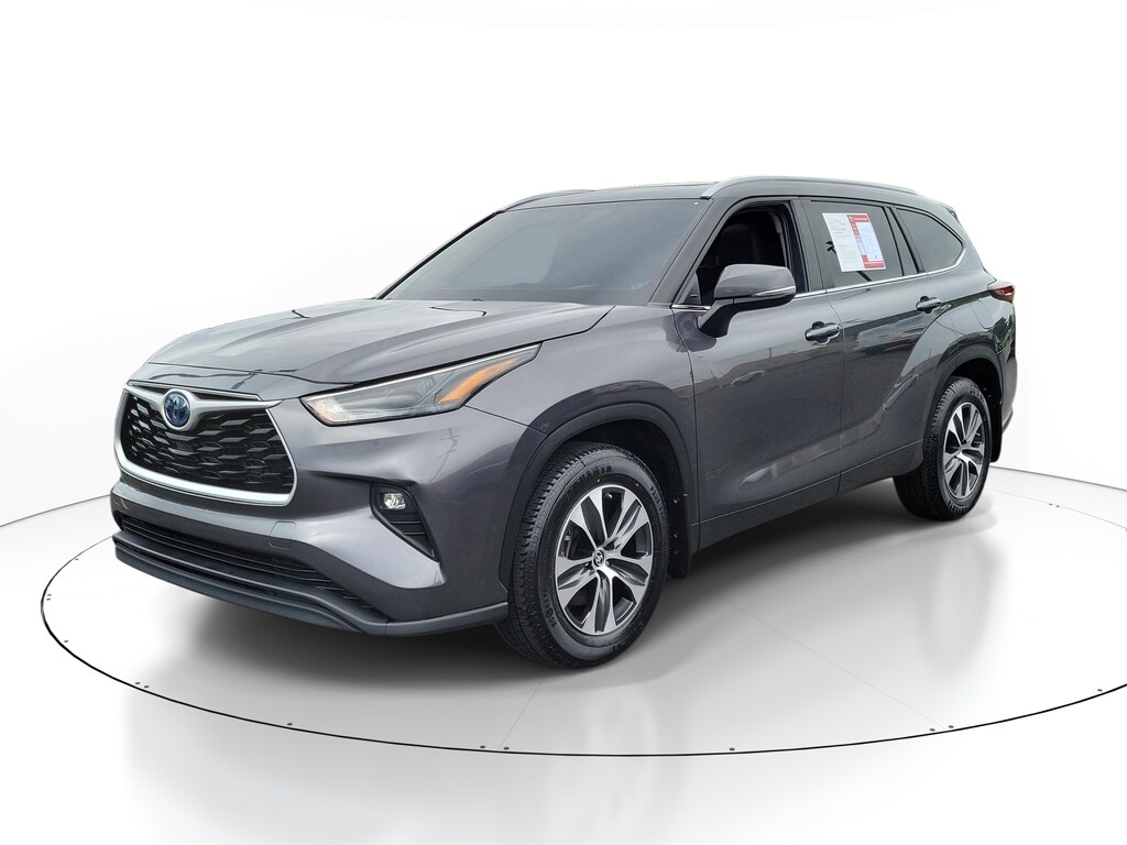 Certified 2024 Toyota Highlander Hybrid XLE SUV