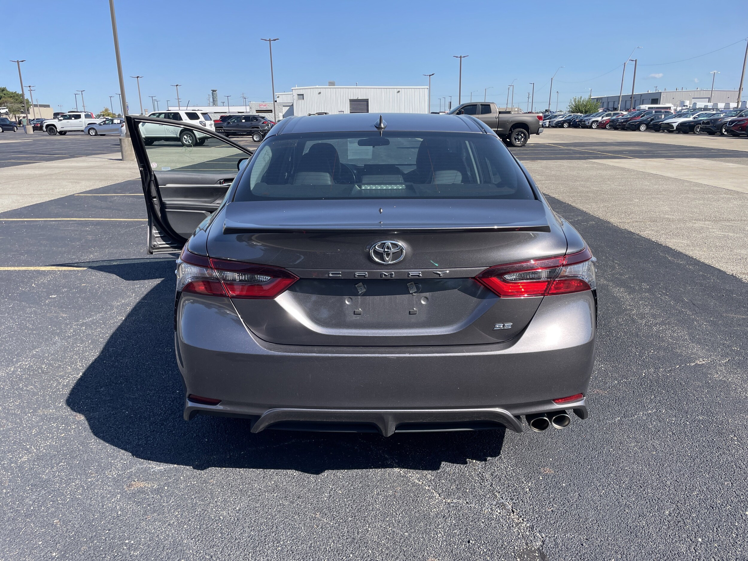 2024 Toyota Camry SE photo 2