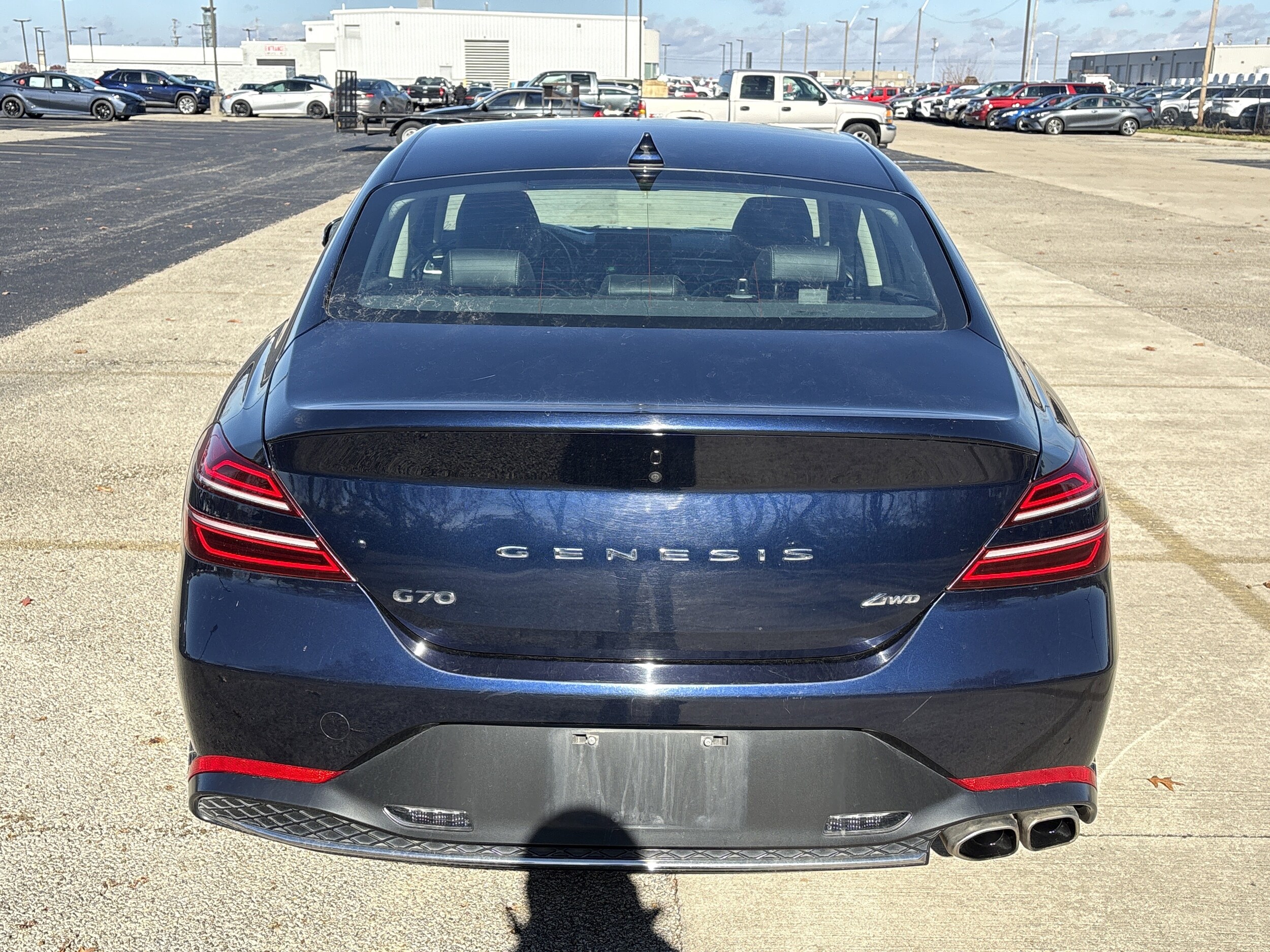 2023 Genesis G70 2.0T photo 4