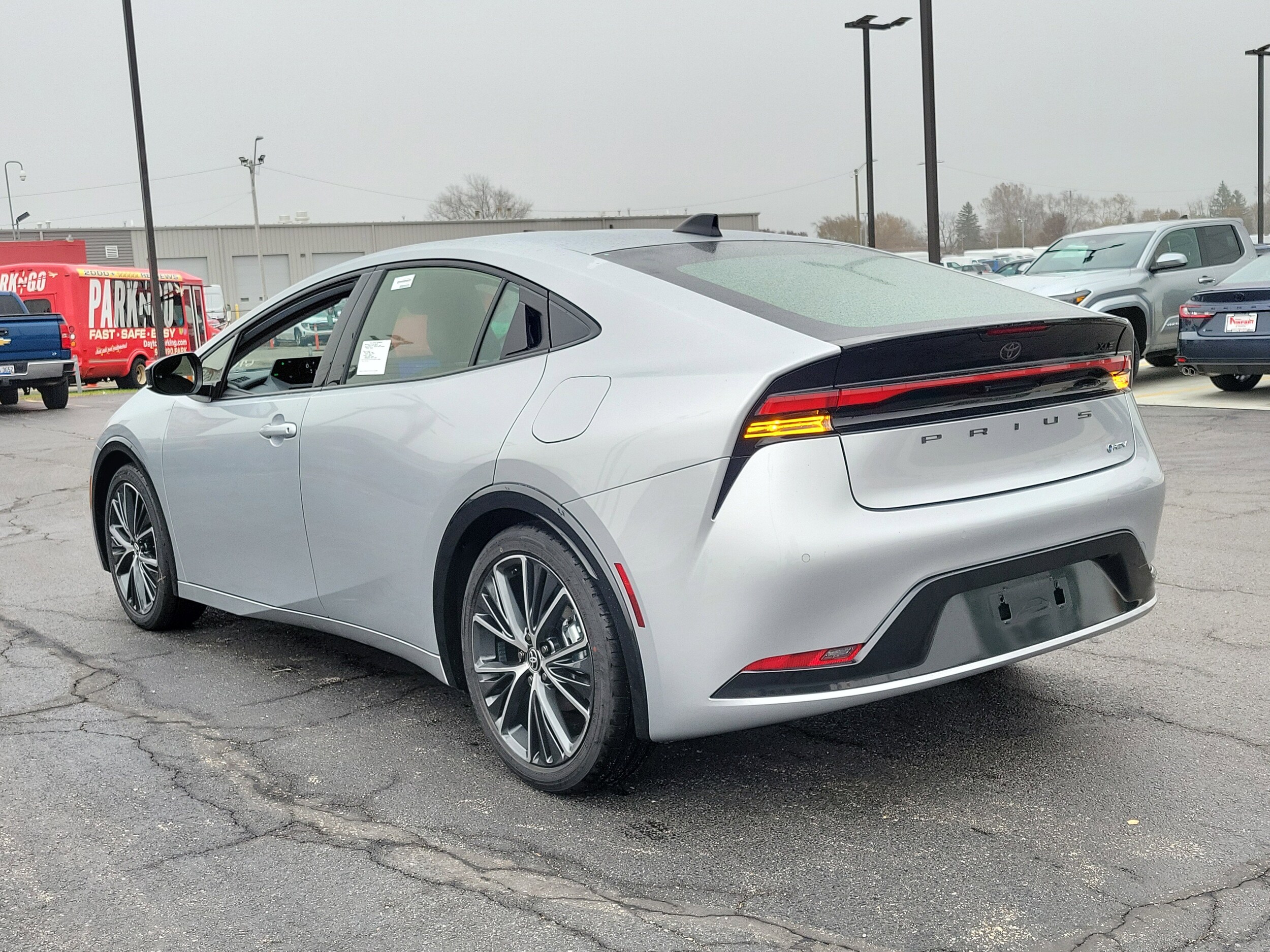 2026 Toyota Prius XLE photo 3