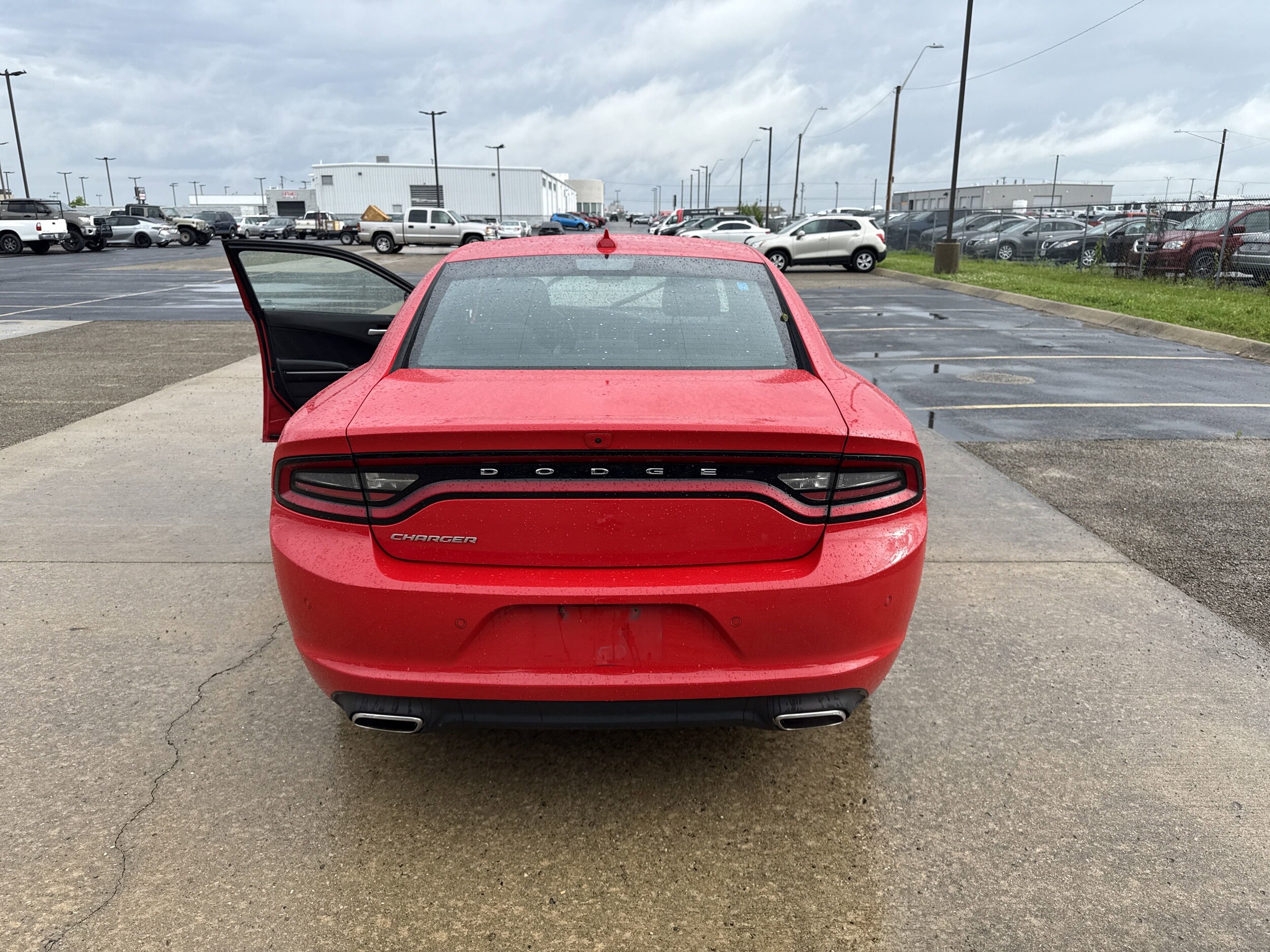2023 Dodge Charger SXT photo 2
