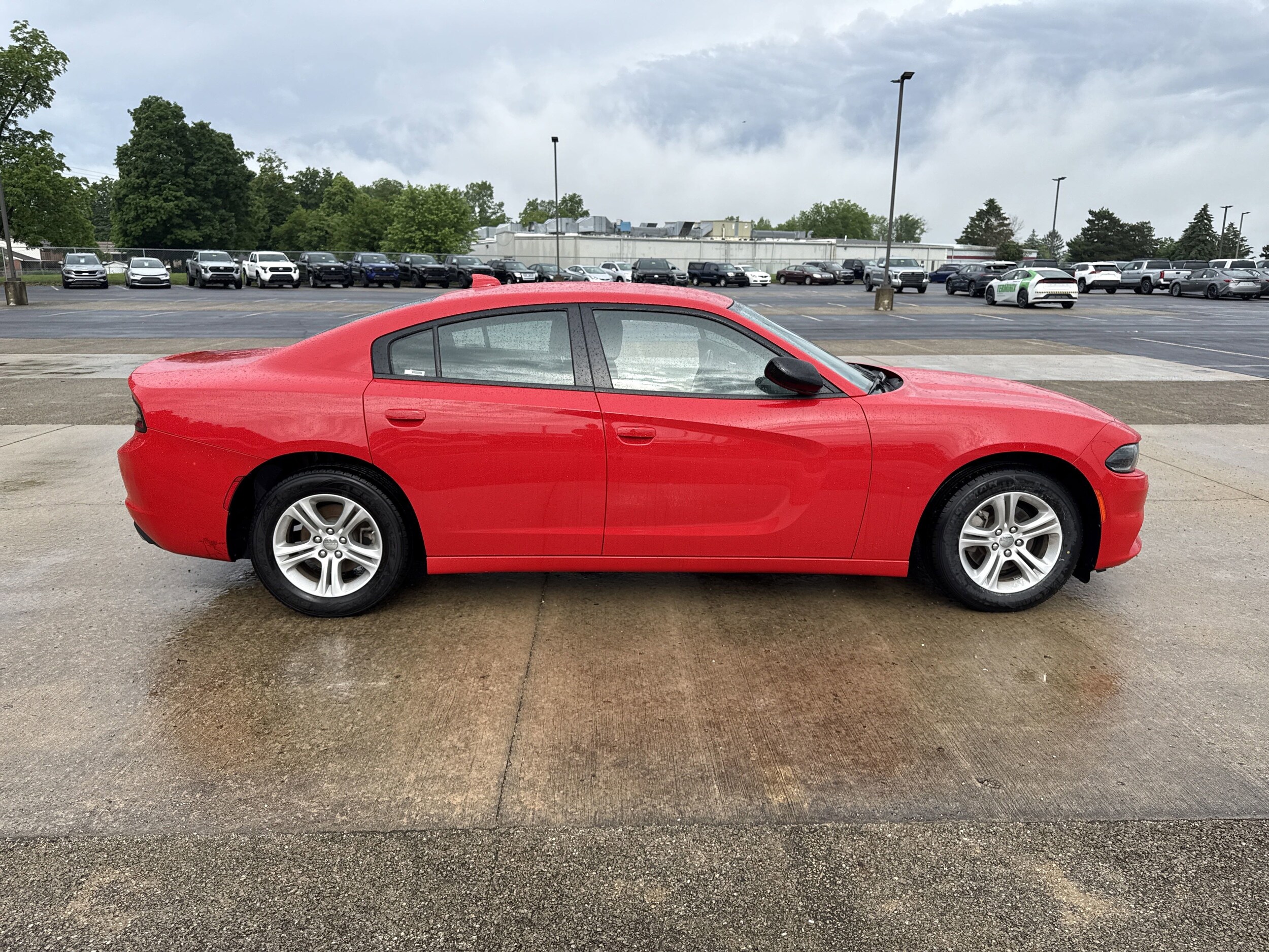 2023 Dodge Charger SXT photo 3
