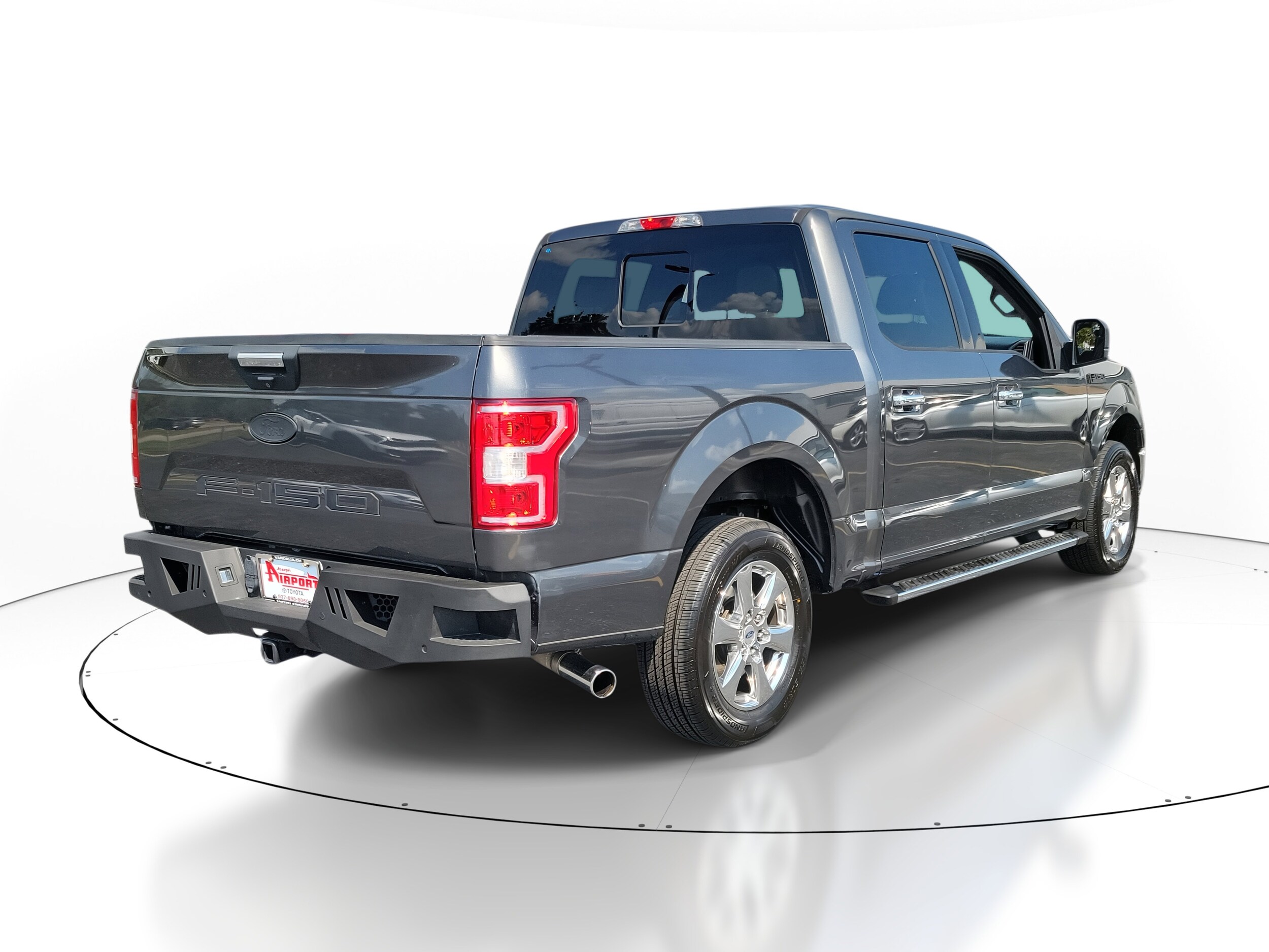 2018 Ford F-150 XLT photo 4