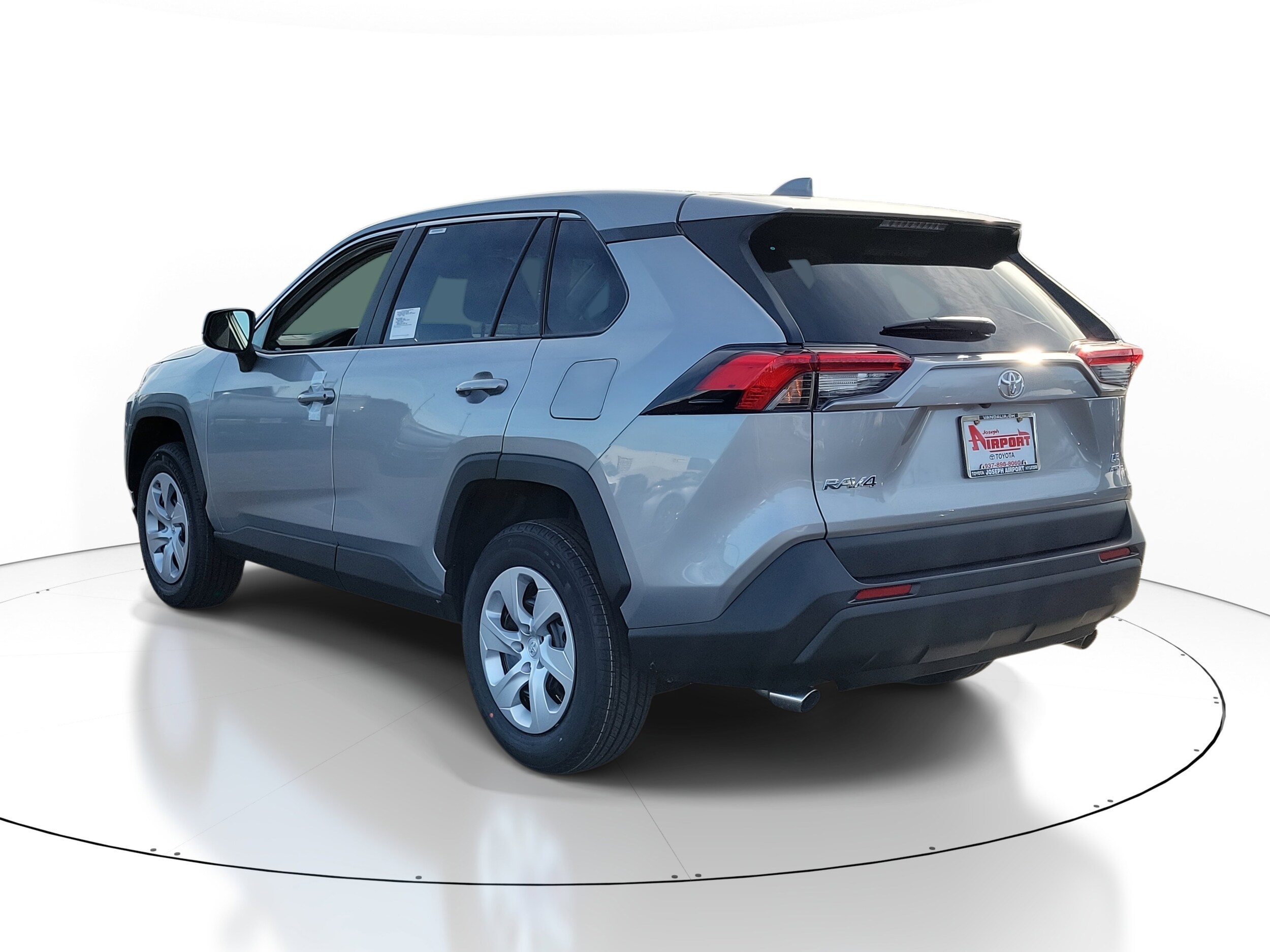 2025 Toyota RAV4 LE photo 3