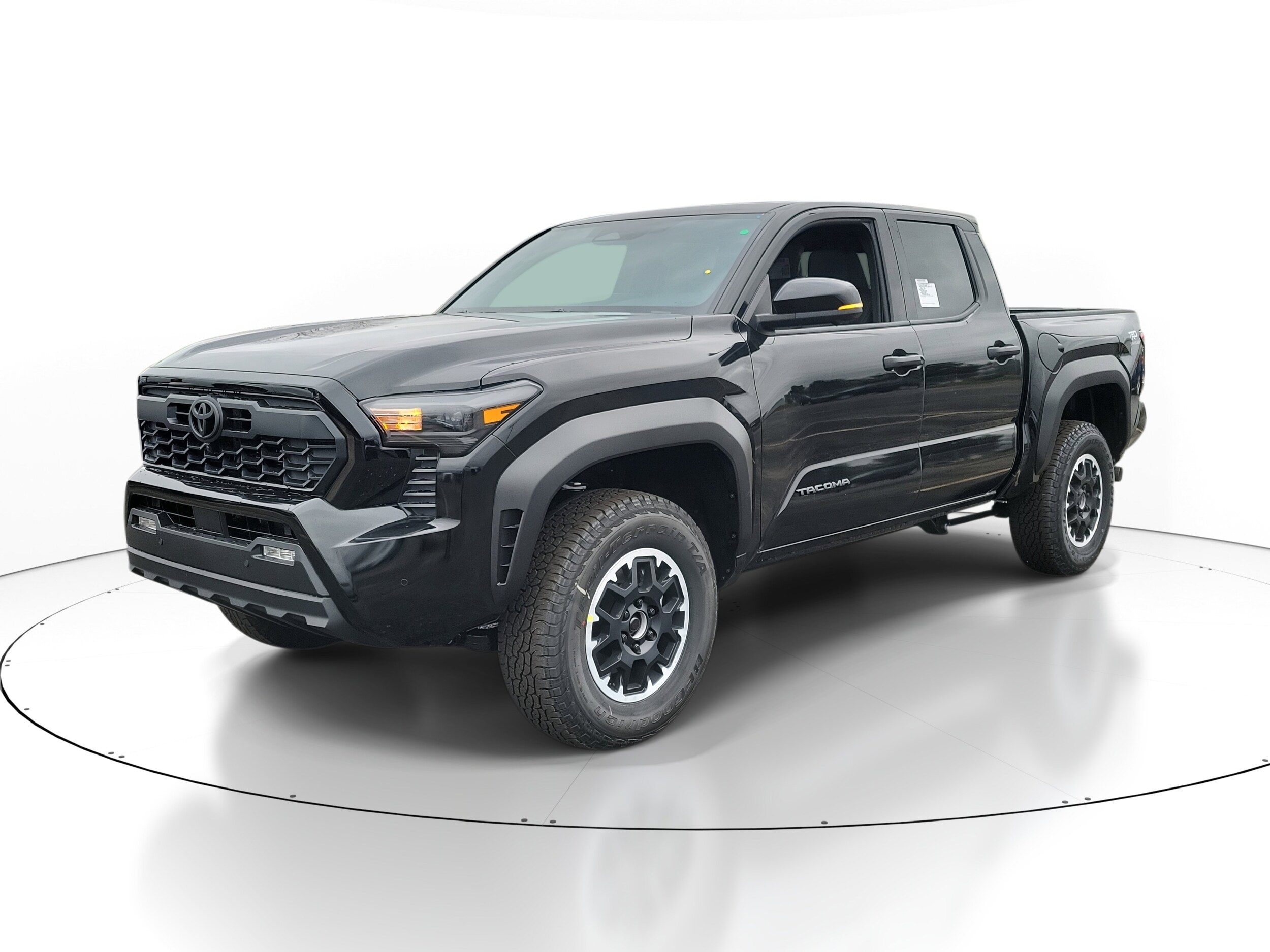 2025 Toyota Tacoma TRD Double Cab photo 2