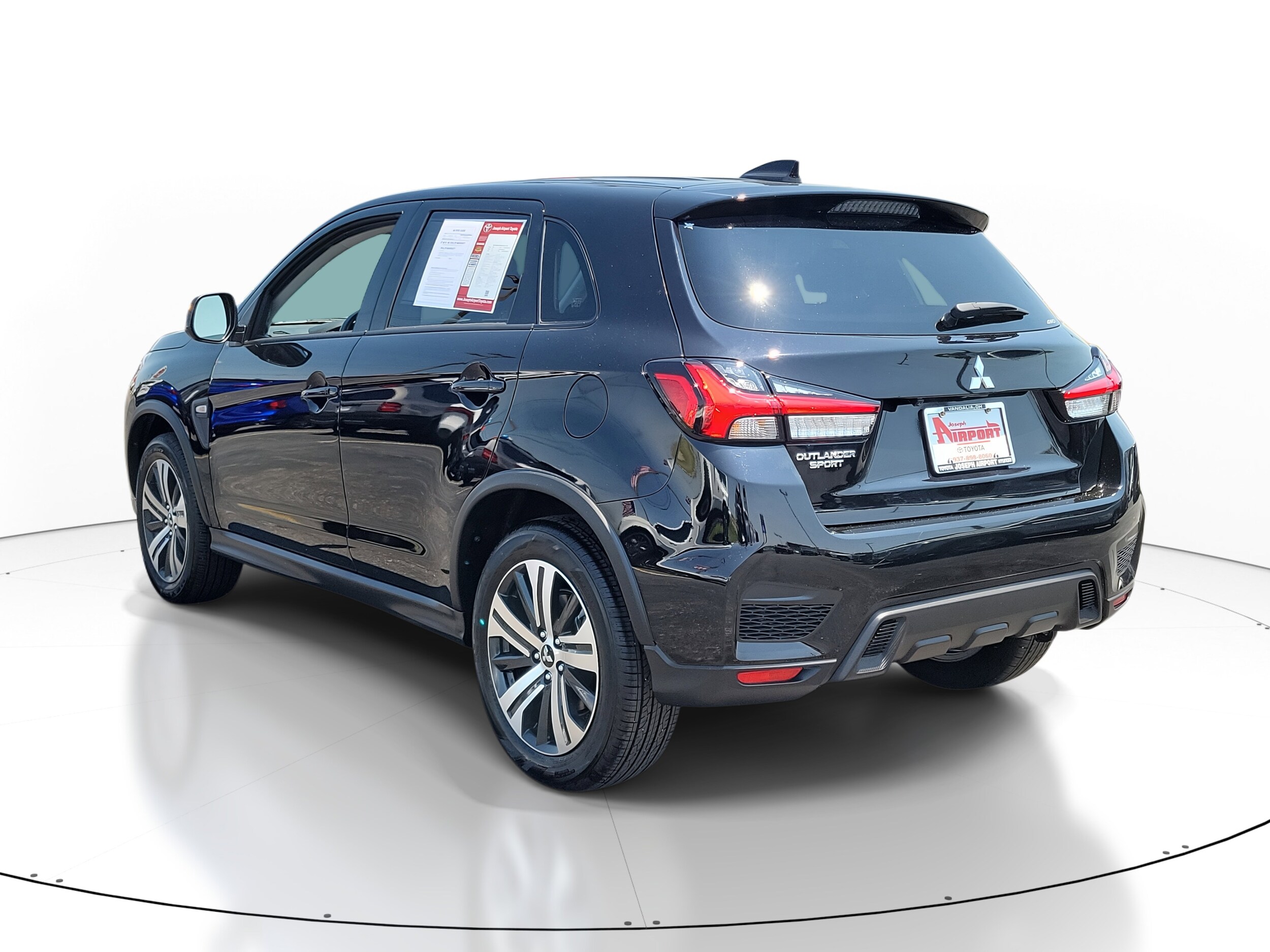 2024 Mitsubishi Outlander Sport ES photo 3