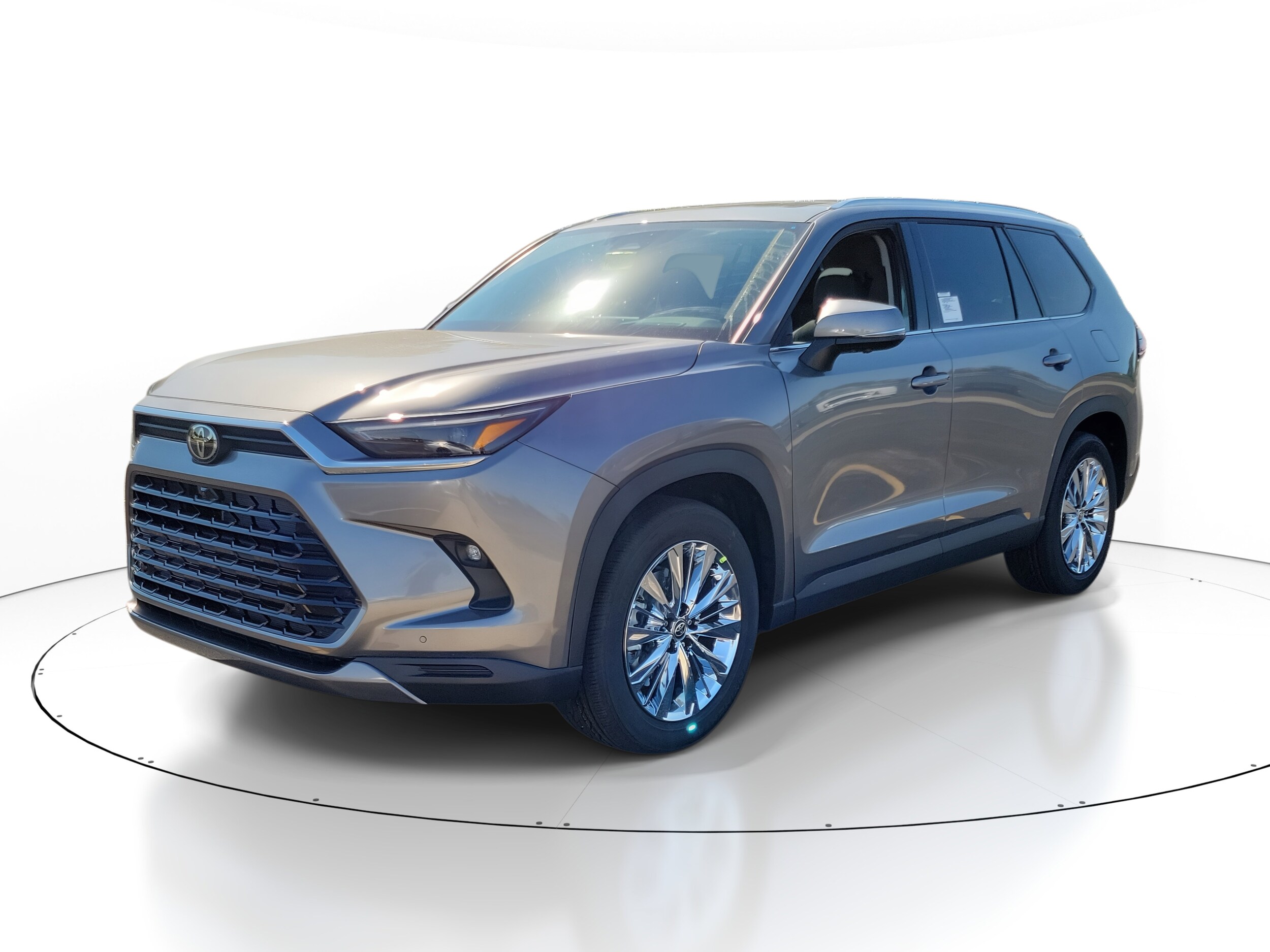 2026 Toyota Grand Highlander Platinum photo 2