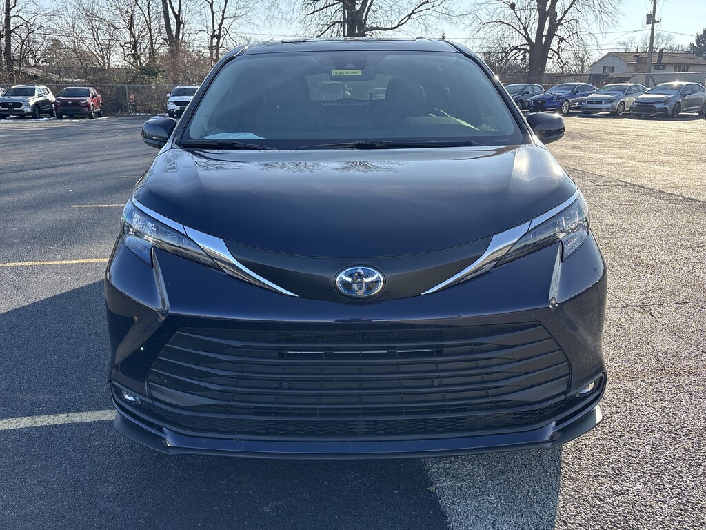 Certified 2025 Toyota Sienna XLE 7 Passenger Van Passenger Van