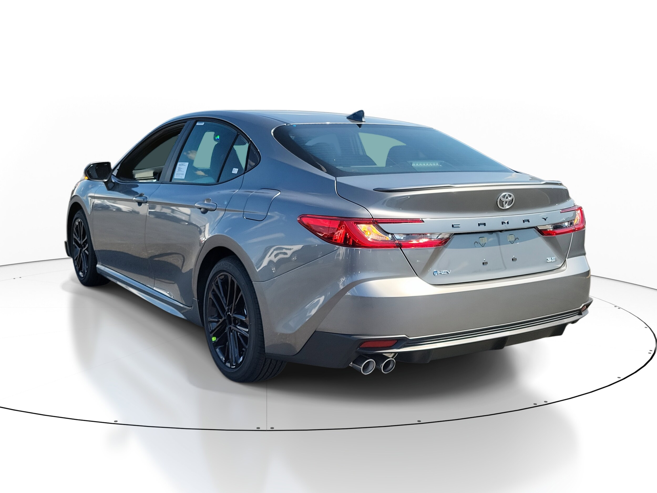 2026 Toyota Camry SE photo 3