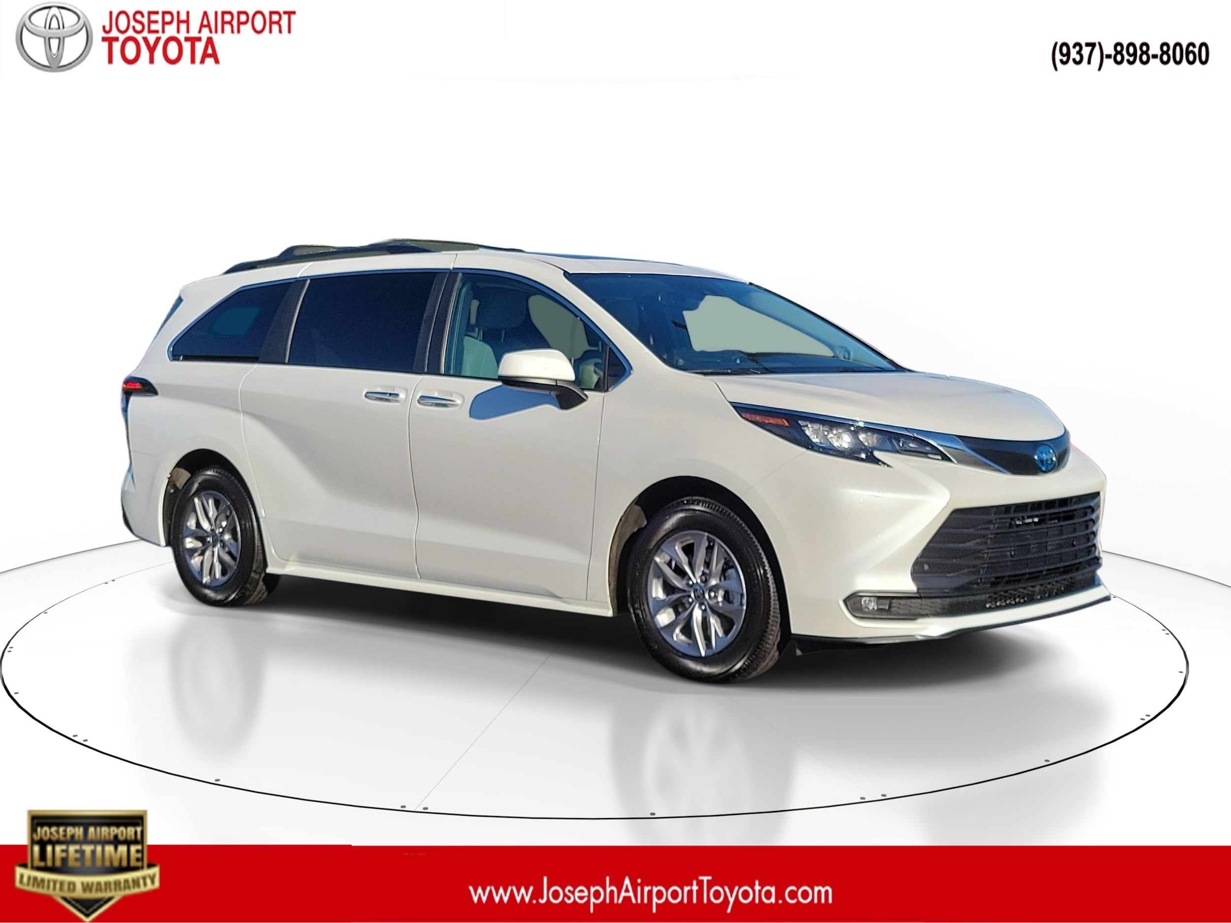 2025 Toyota Sienna XLE
