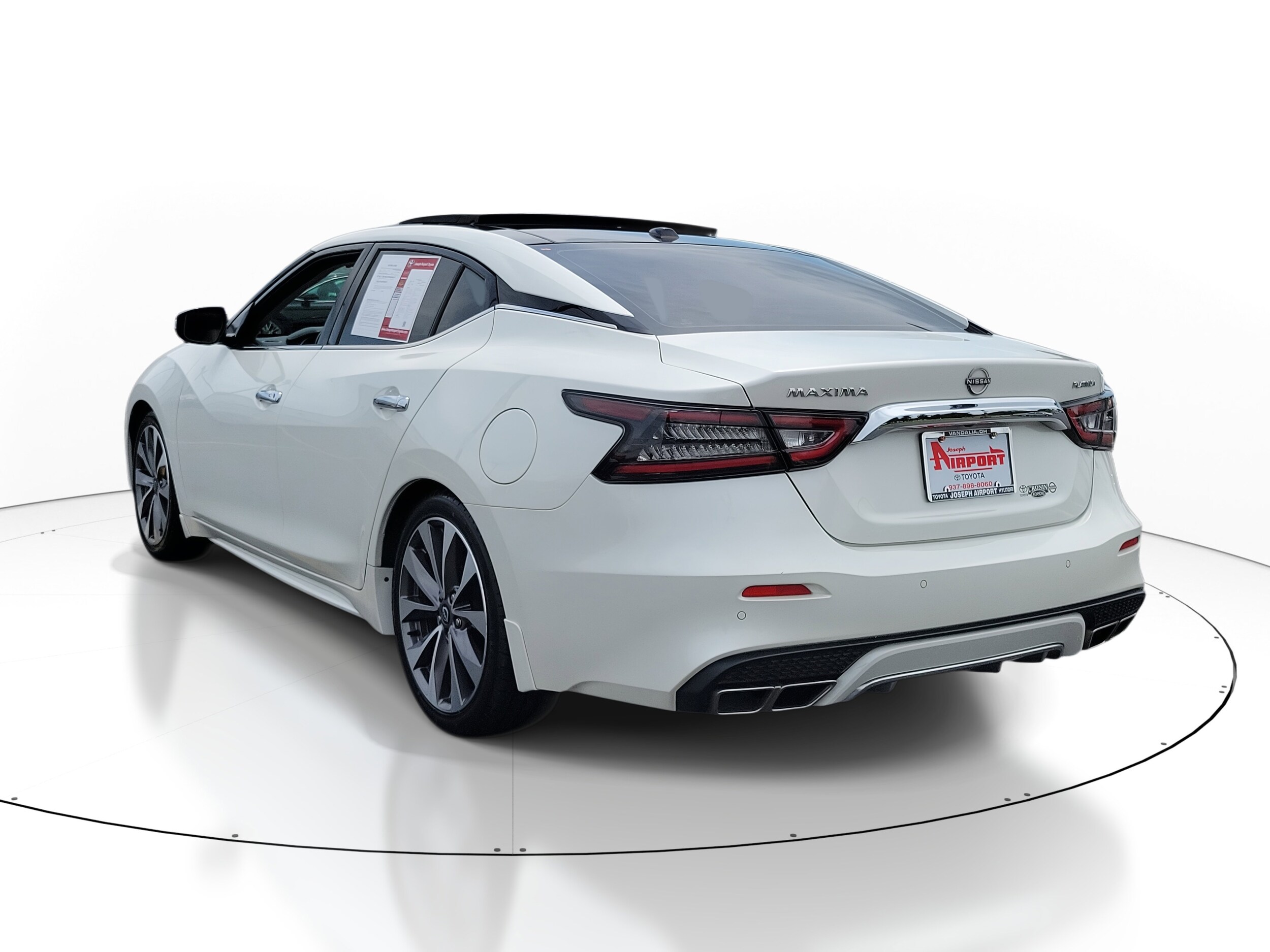 2023 Nissan Maxima Platinum photo 3