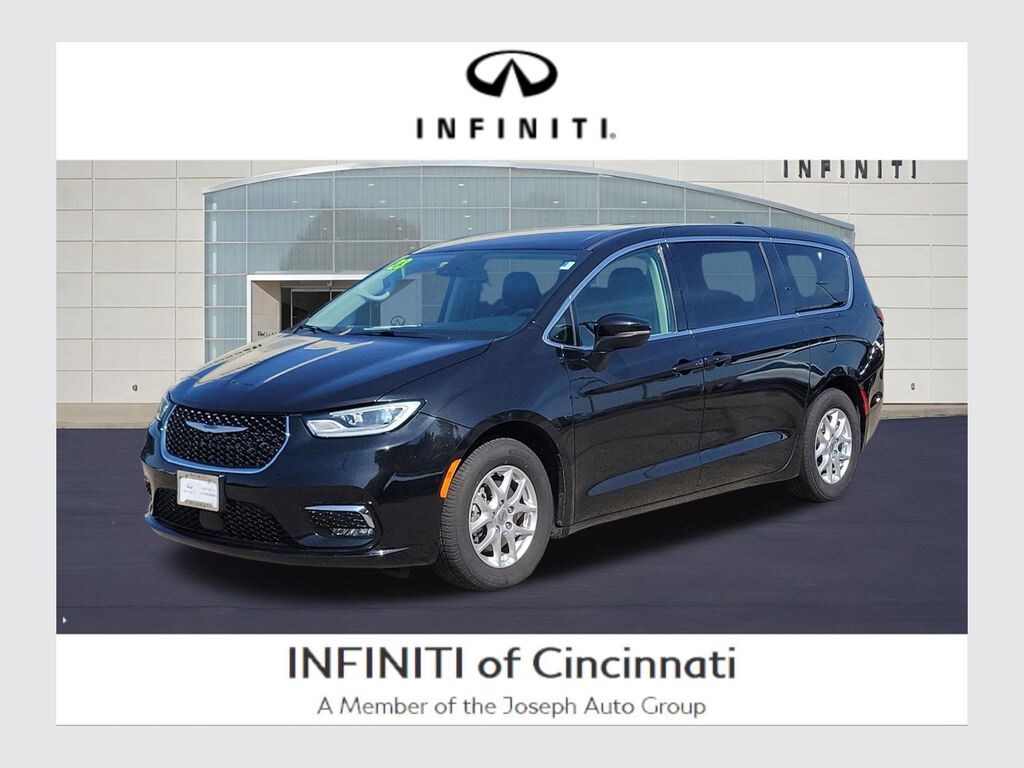 Used 2023 Chrysler Pacifica Touring L Van Passenger Van
