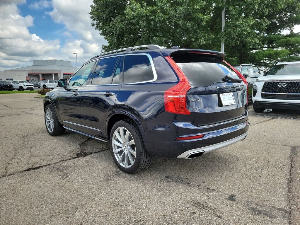 Used 2019 Volvo XC90 T6 Momentum SUV