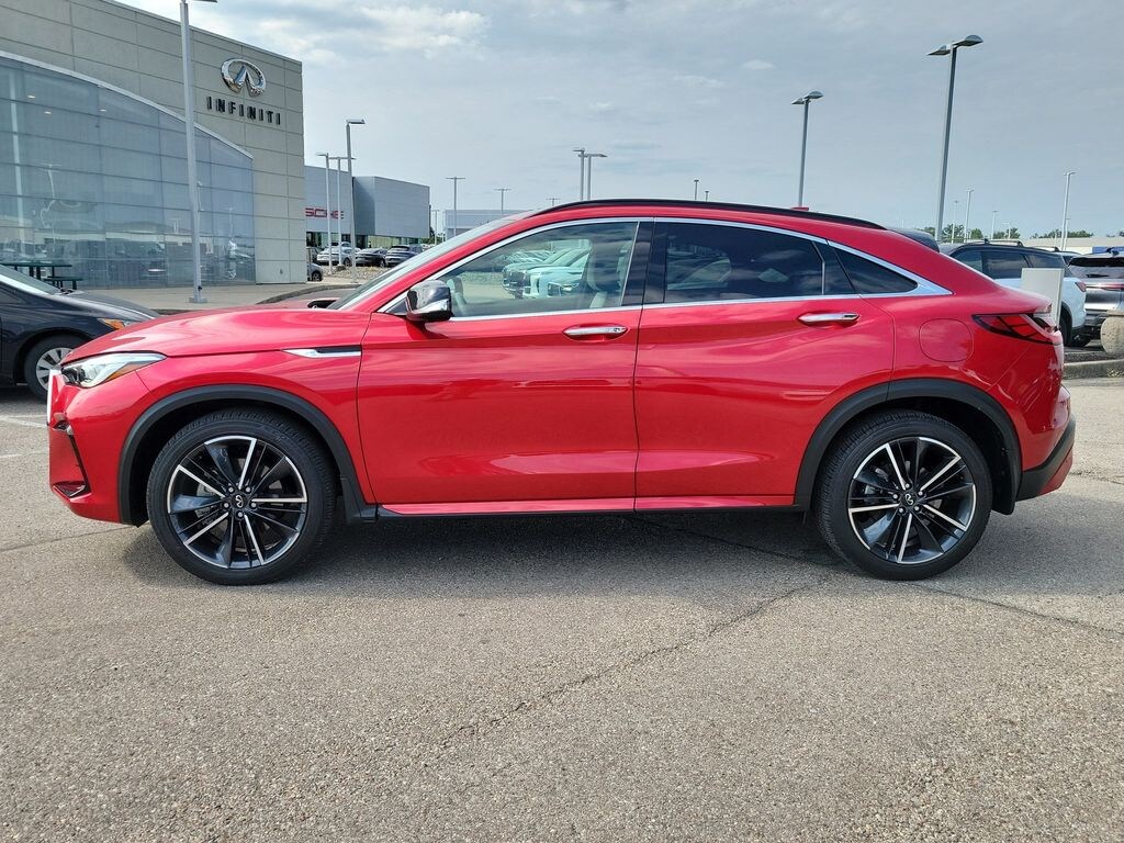 Used 2023 INFINITI QX55 ESSENTIAL SUV