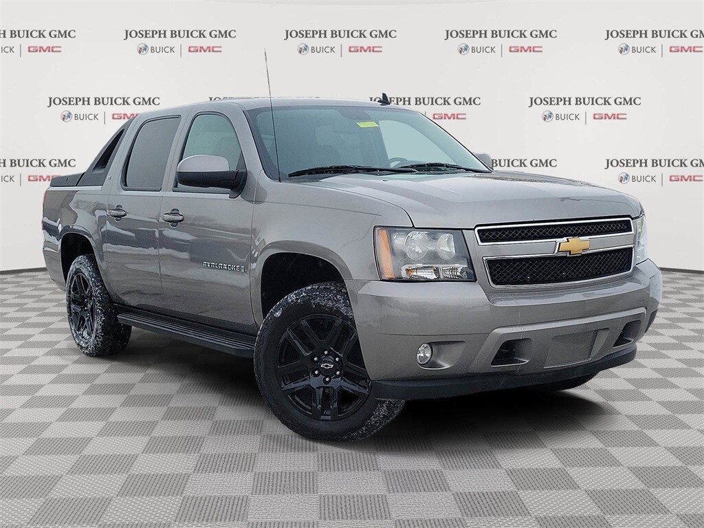 Used 2009 Chevrolet Avalanche 1500 LT Truck