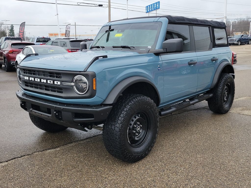 Used 2022 Ford Bronco Black Diamond SUV