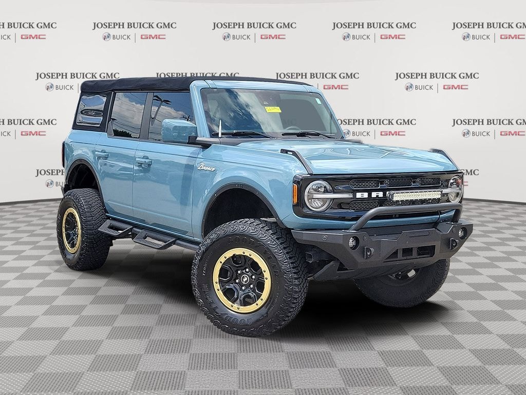 Used 2022 Ford Bronco Outer Banks SUV