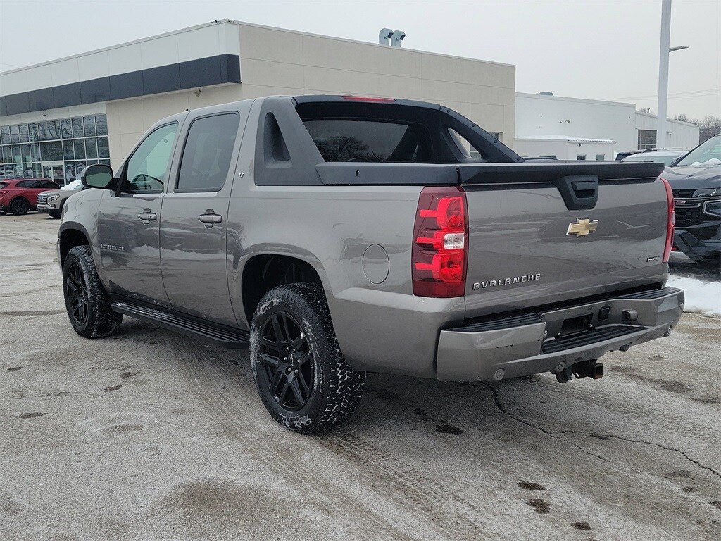 Used 2009 Chevrolet Avalanche 1500 LT Truck