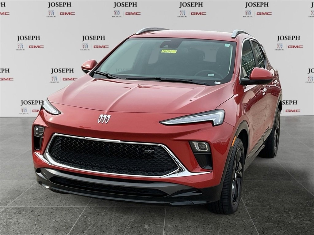 Used 2024 Buick Encore GX Sport Touring SUV