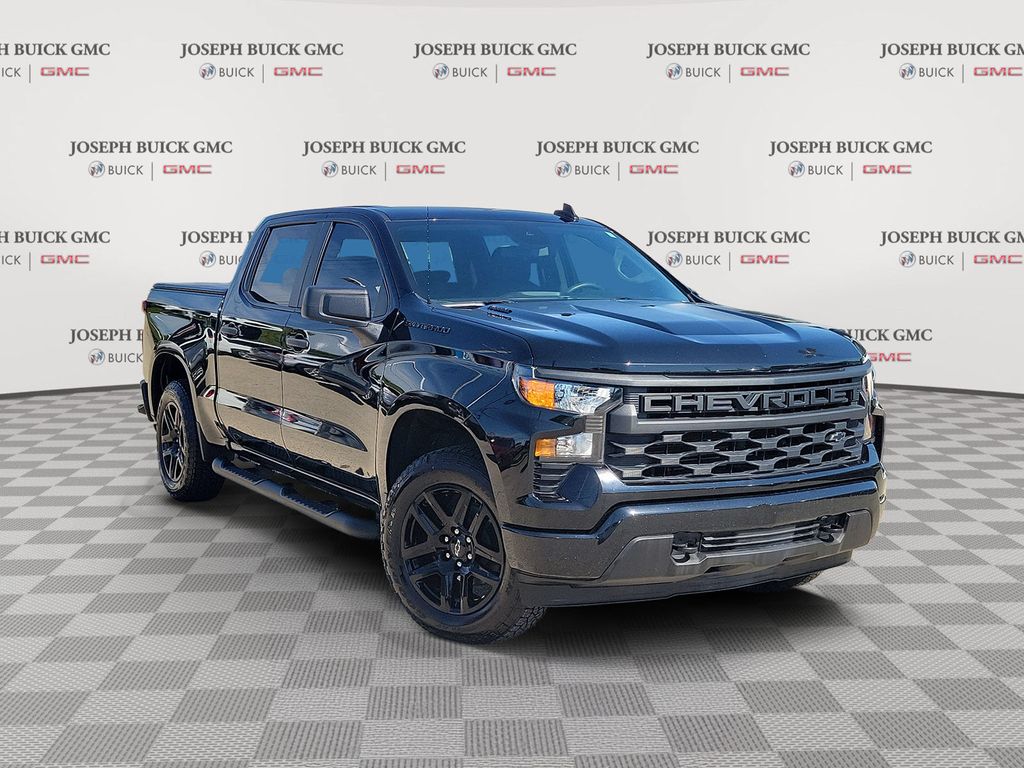 Used 2025 Chevrolet Silverado 1500 Custom Truck