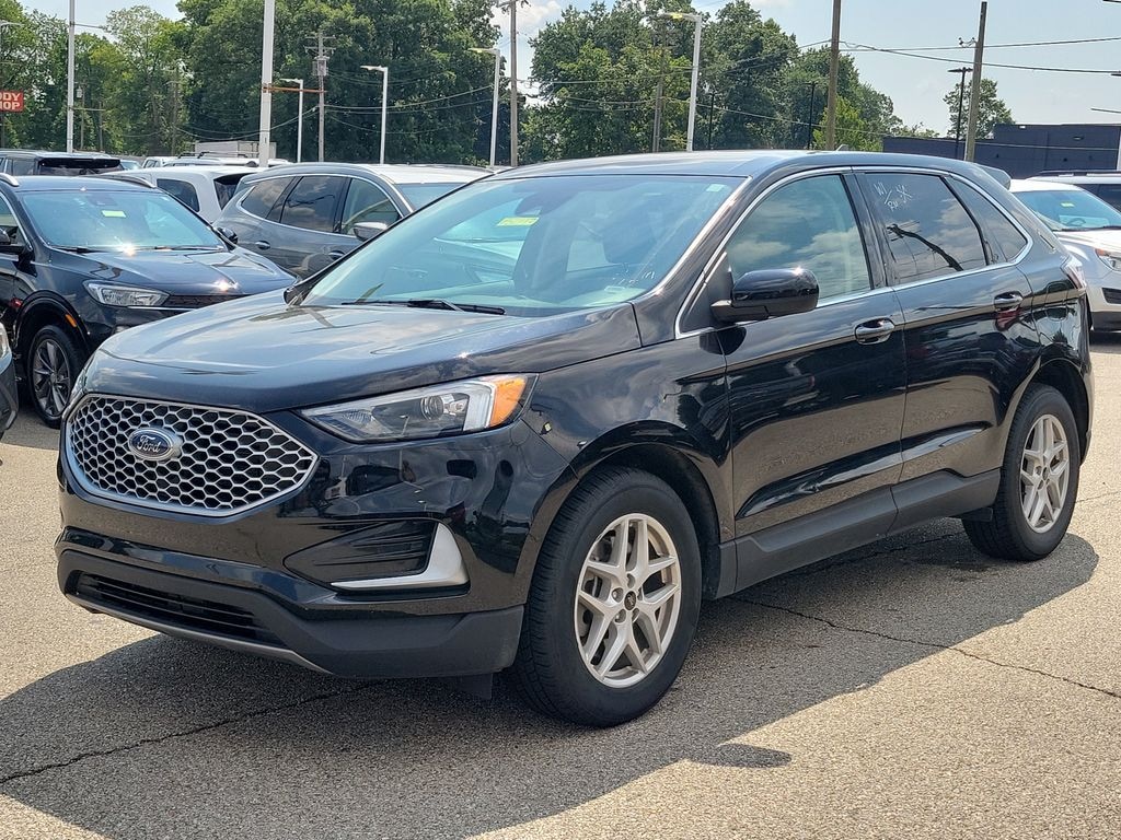 Used 2024 Ford Edge SEL SUV