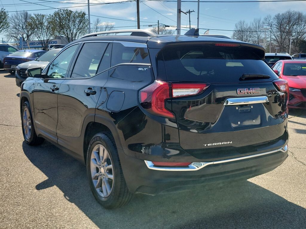 Used 2024 GMC Terrain SLT SUV