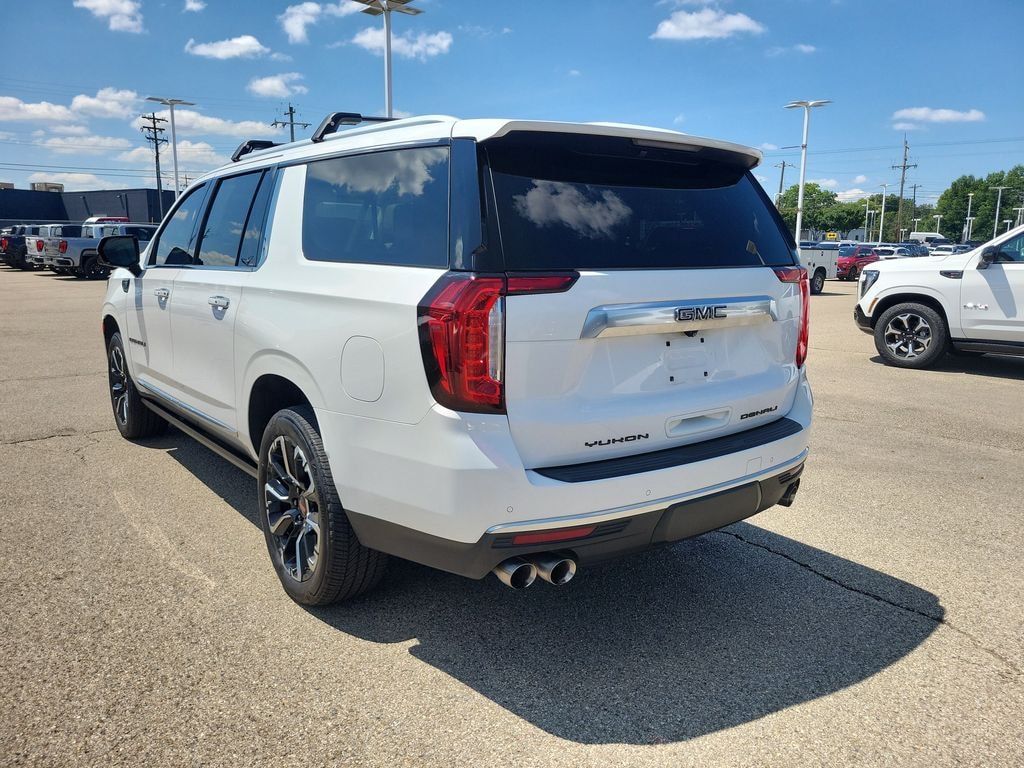 Used 2022 GMC Yukon XL Denali SUV