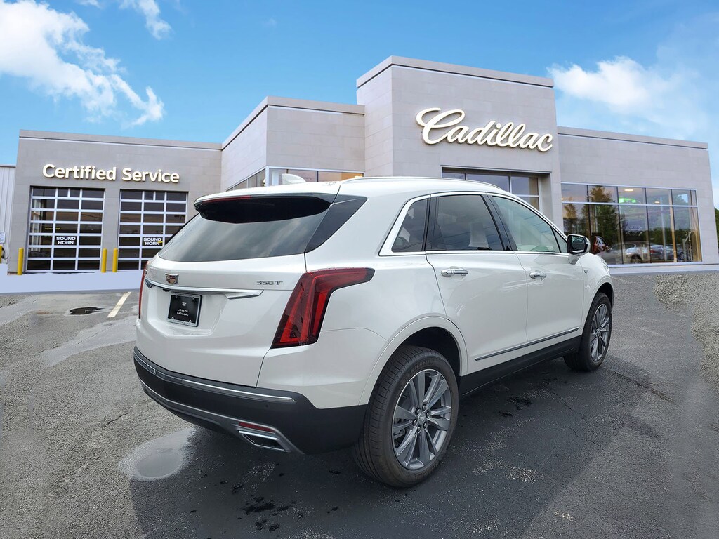 New 2025 CADILLAC XT5 Premium Luxury SUV