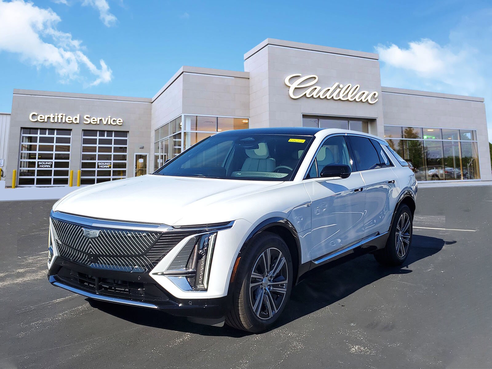 2026 Cadillac LYRIQ Luxury's photo