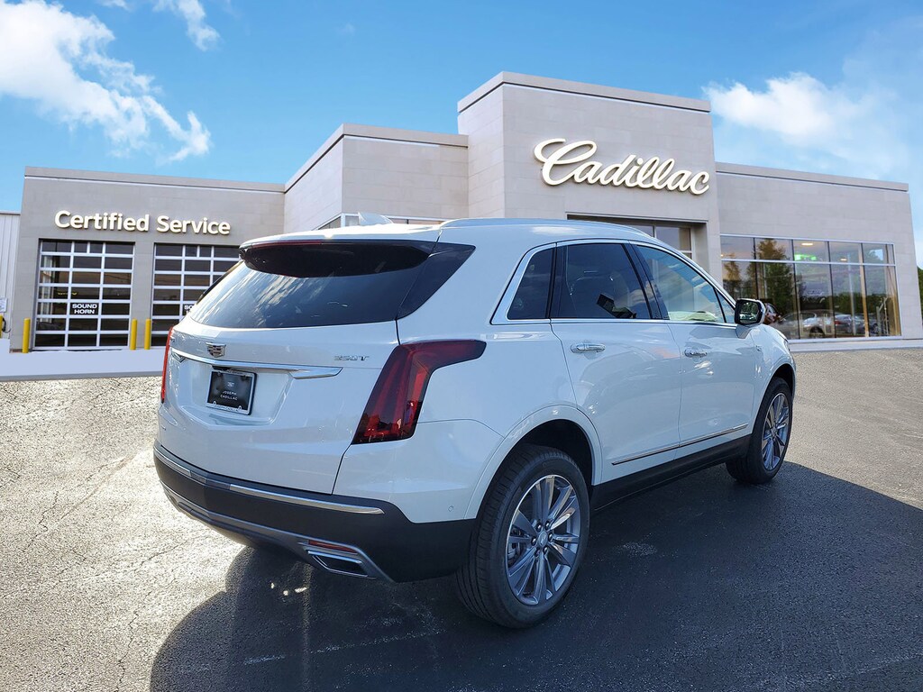 New 2025 CADILLAC XT5 Premium Luxury SUV