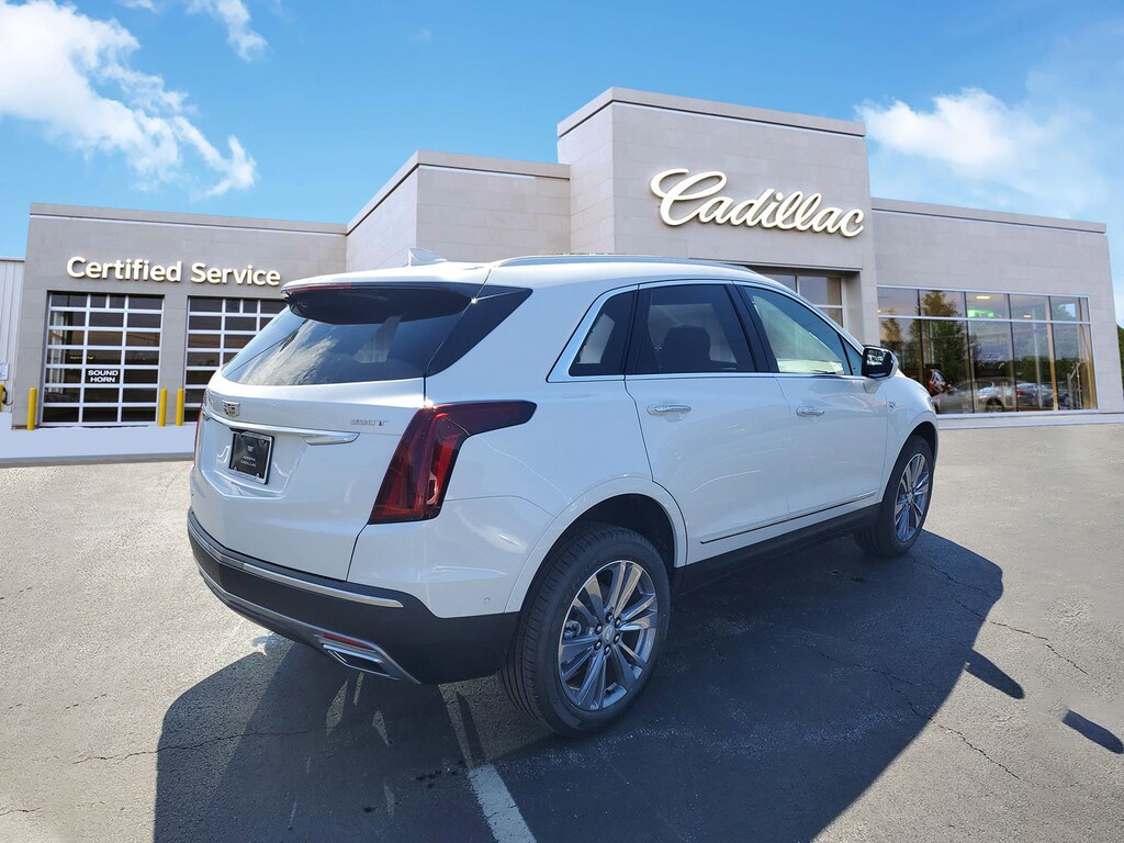 New 2026 CADILLAC XT5 Premium Luxury SUV
