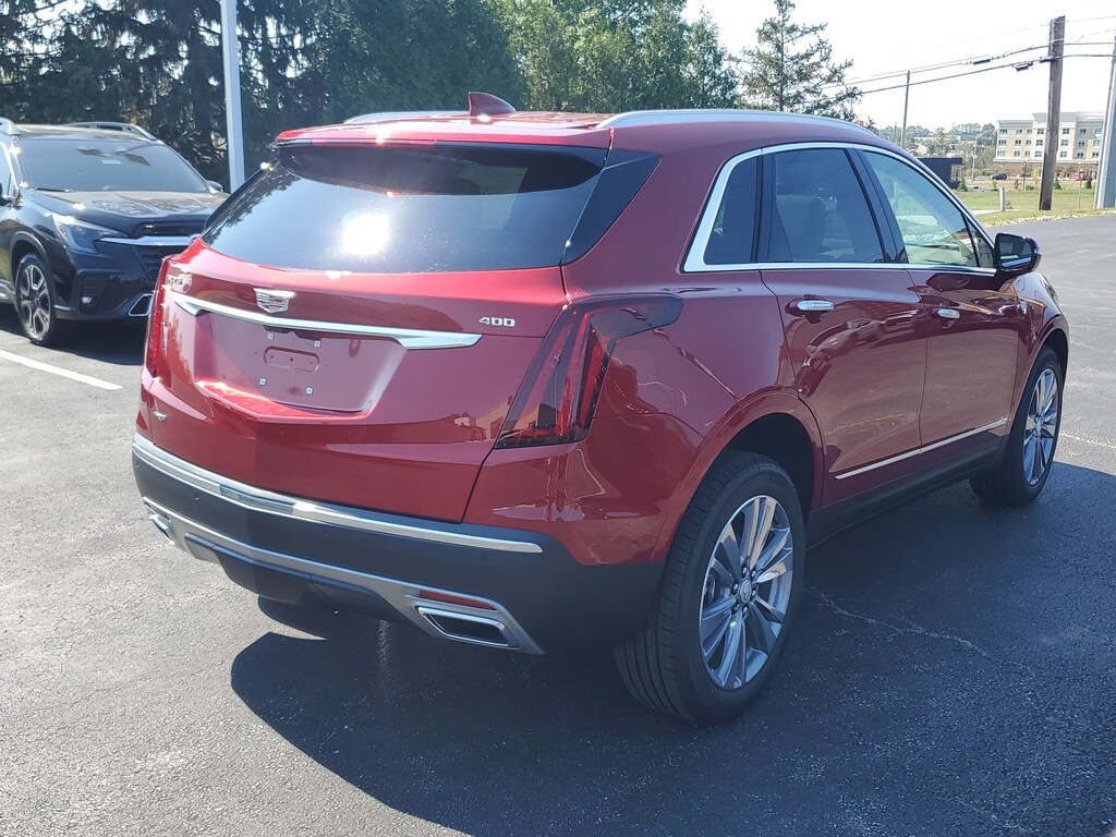 New 2026 CADILLAC XT5 Premium Luxury SUV