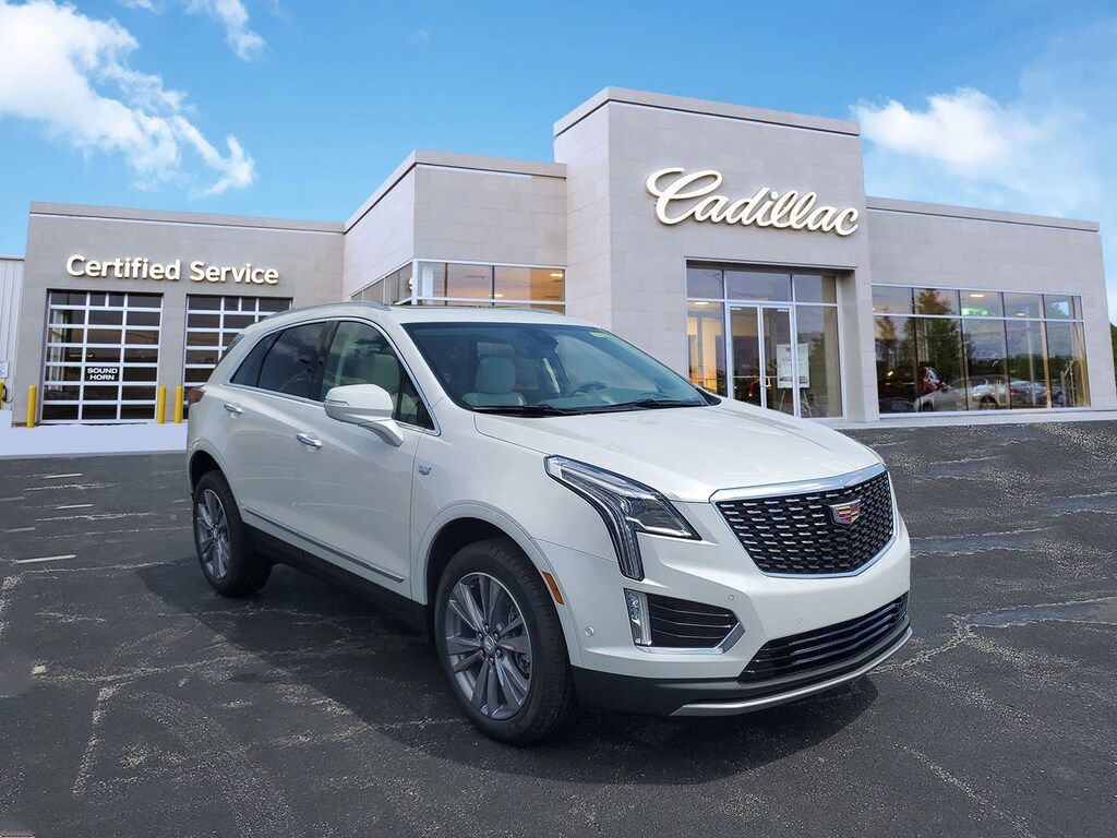 New 2026 CADILLAC XT5 Premium Luxury SUV