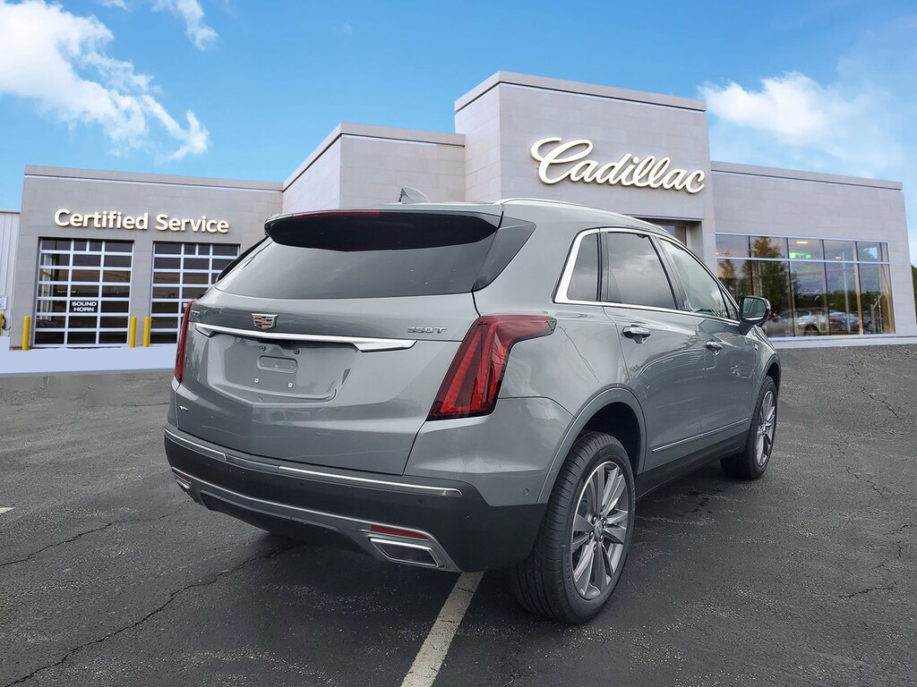 New 2026 CADILLAC XT5 Premium Luxury SUV