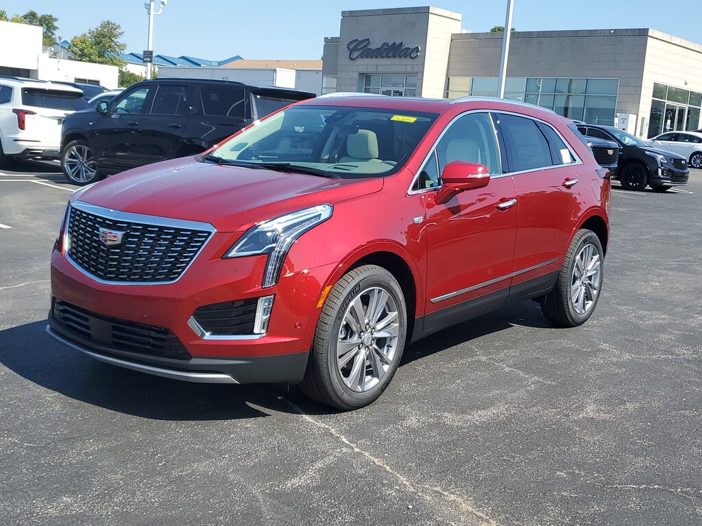 New 2026 CADILLAC XT5 Premium Luxury SUV